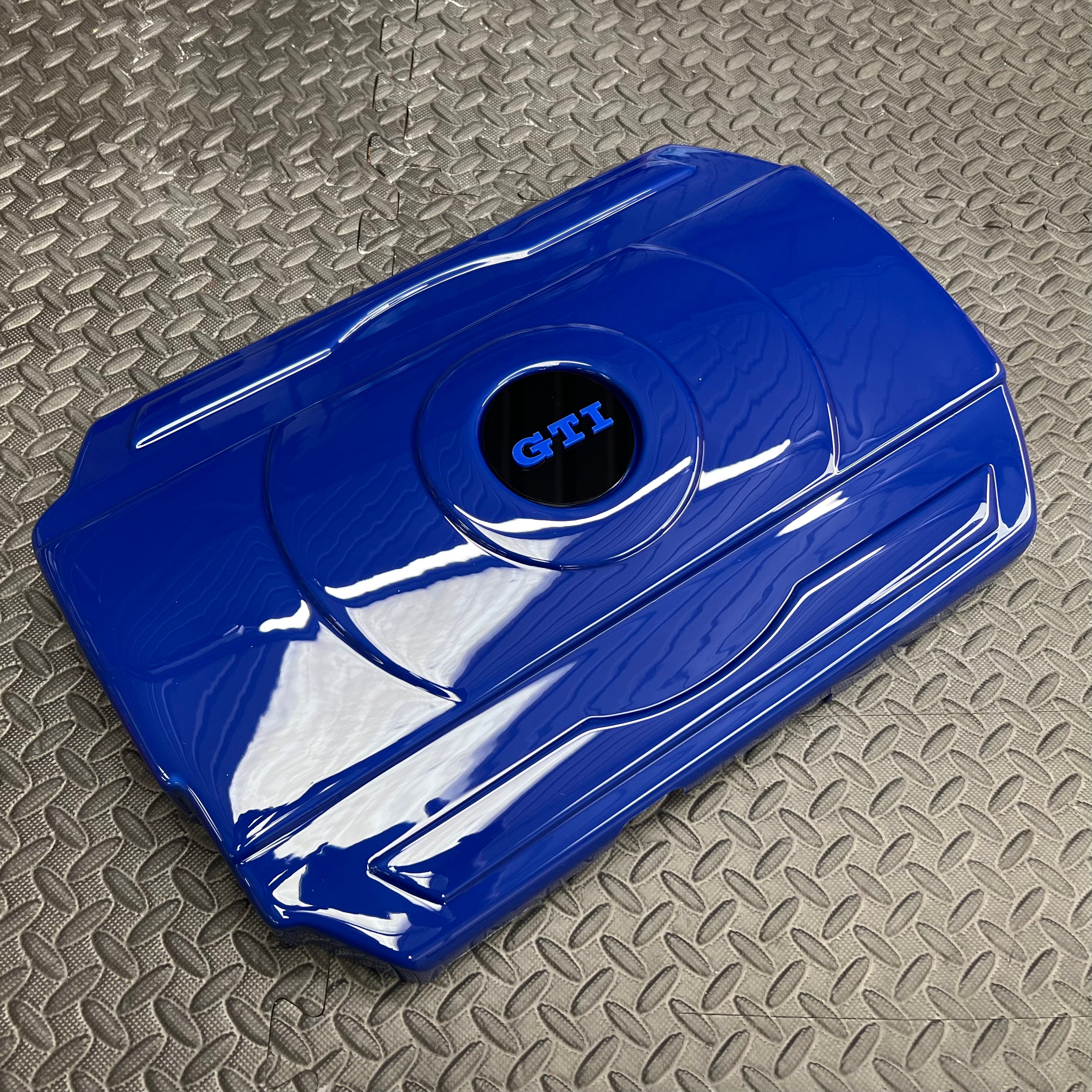 Proform-Motorabdeckung – Mk7/7.5 Volkswagen Golf GTI / R (Kunststoffoberflächen)