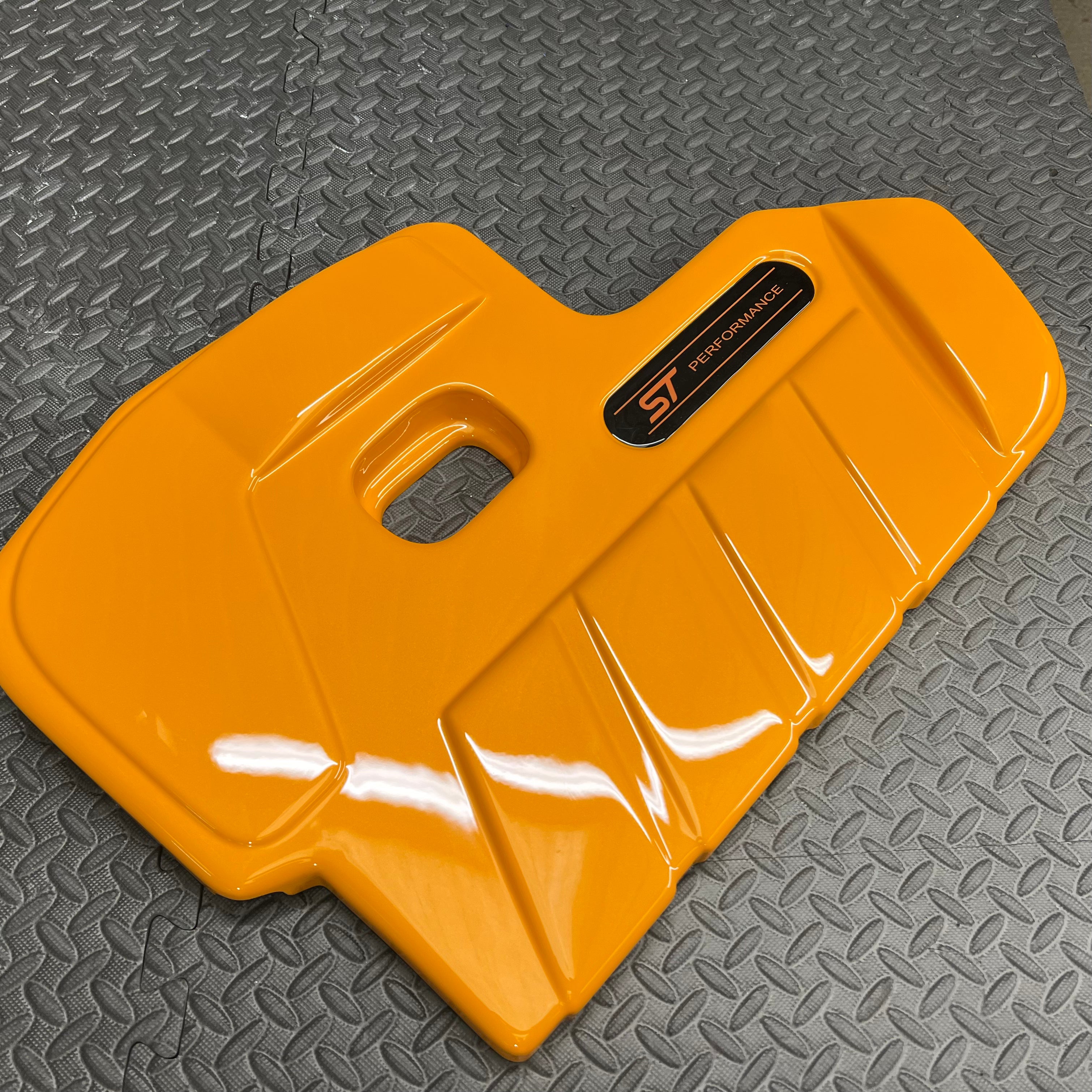 Proform-Motorabdeckung – MK4/4.5 Focus ST Benzin (lackierte Ausführungen)