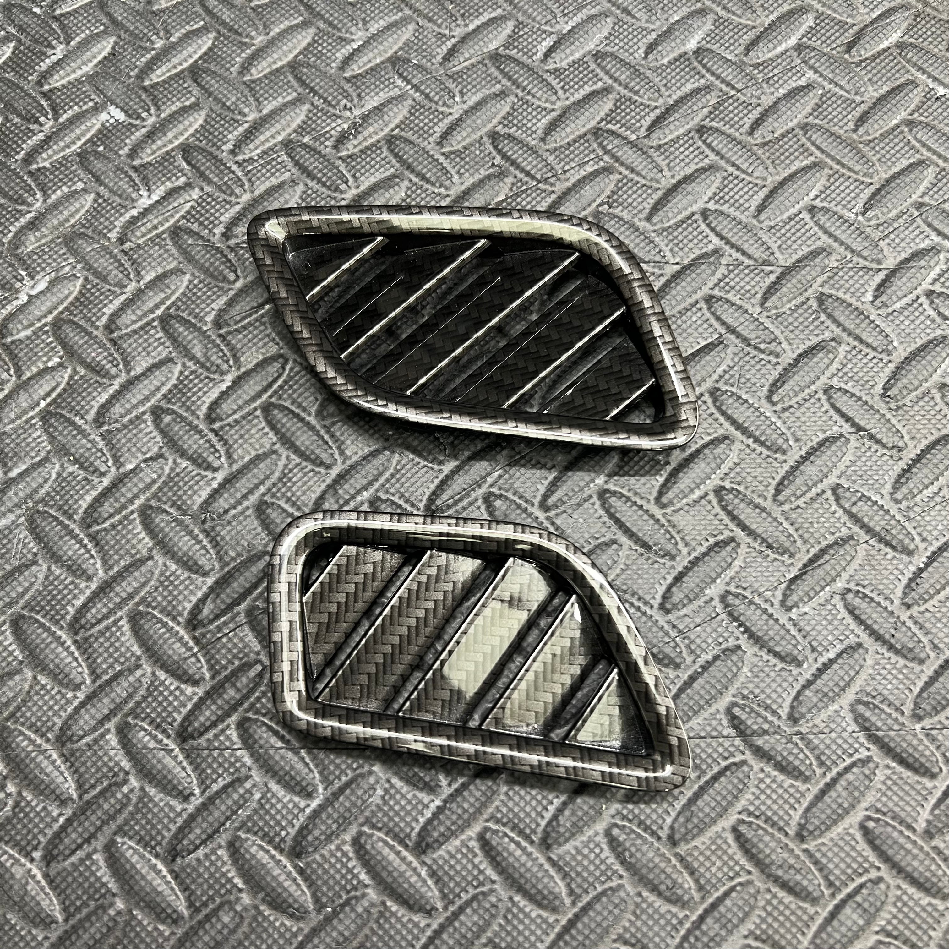 Grilles de désembuage de vitres Ford d'origine (paire) - Fiesta Mk8/8.5 et Puma Mk2