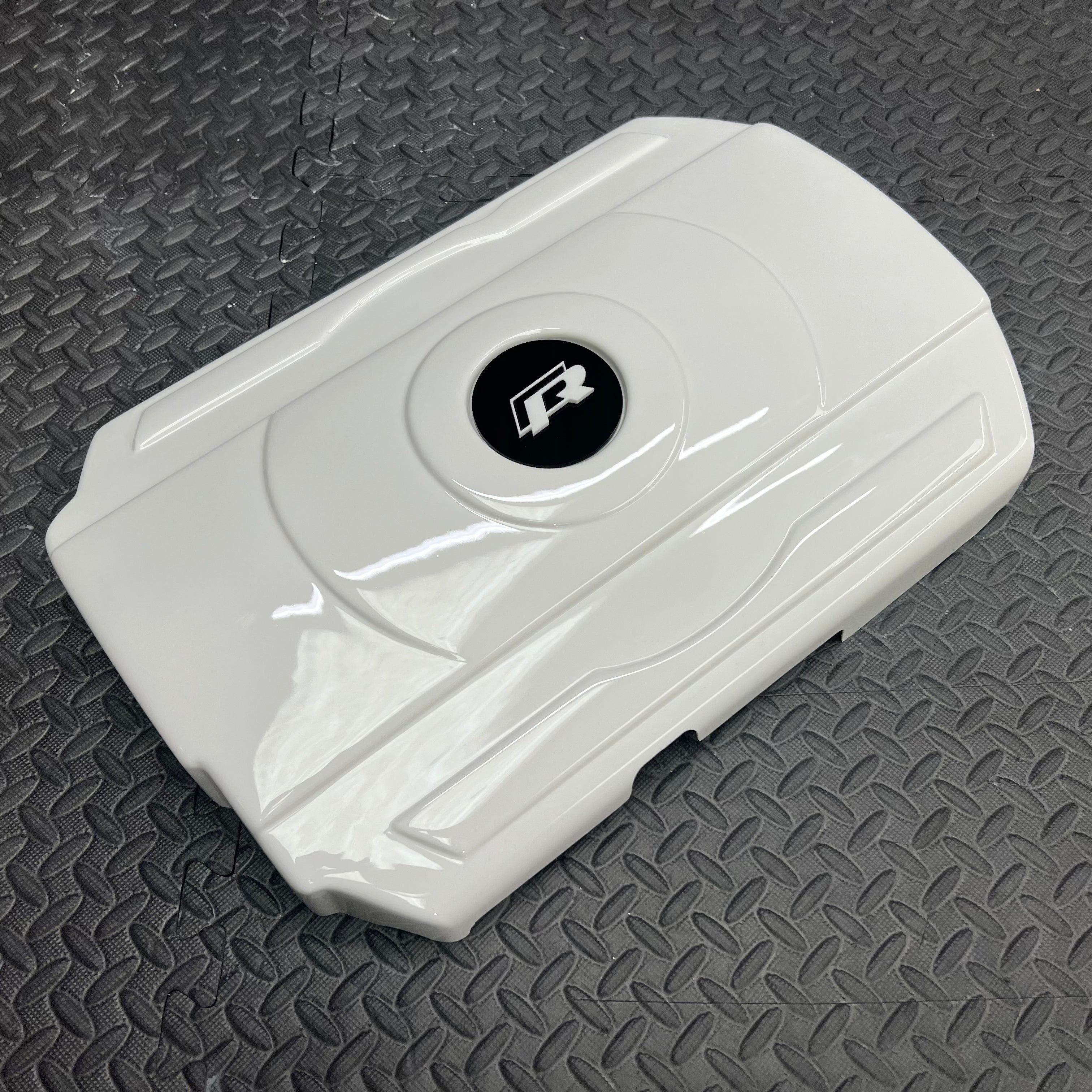 Proform-Motorabdeckung – Mk7/7.5 Volkswagen Golf GTI / R (Kunststoffoberflächen)