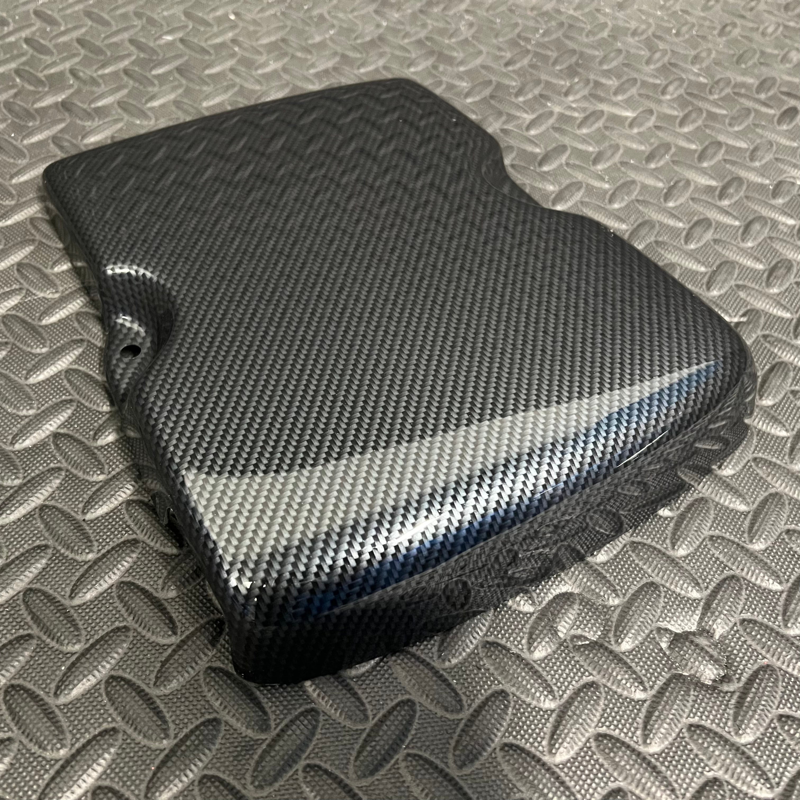 Proform-Batterieabdeckung – Mk8/8.5 Ford Fiesta und Mk2 Puma (Kunststoffoberflächen)