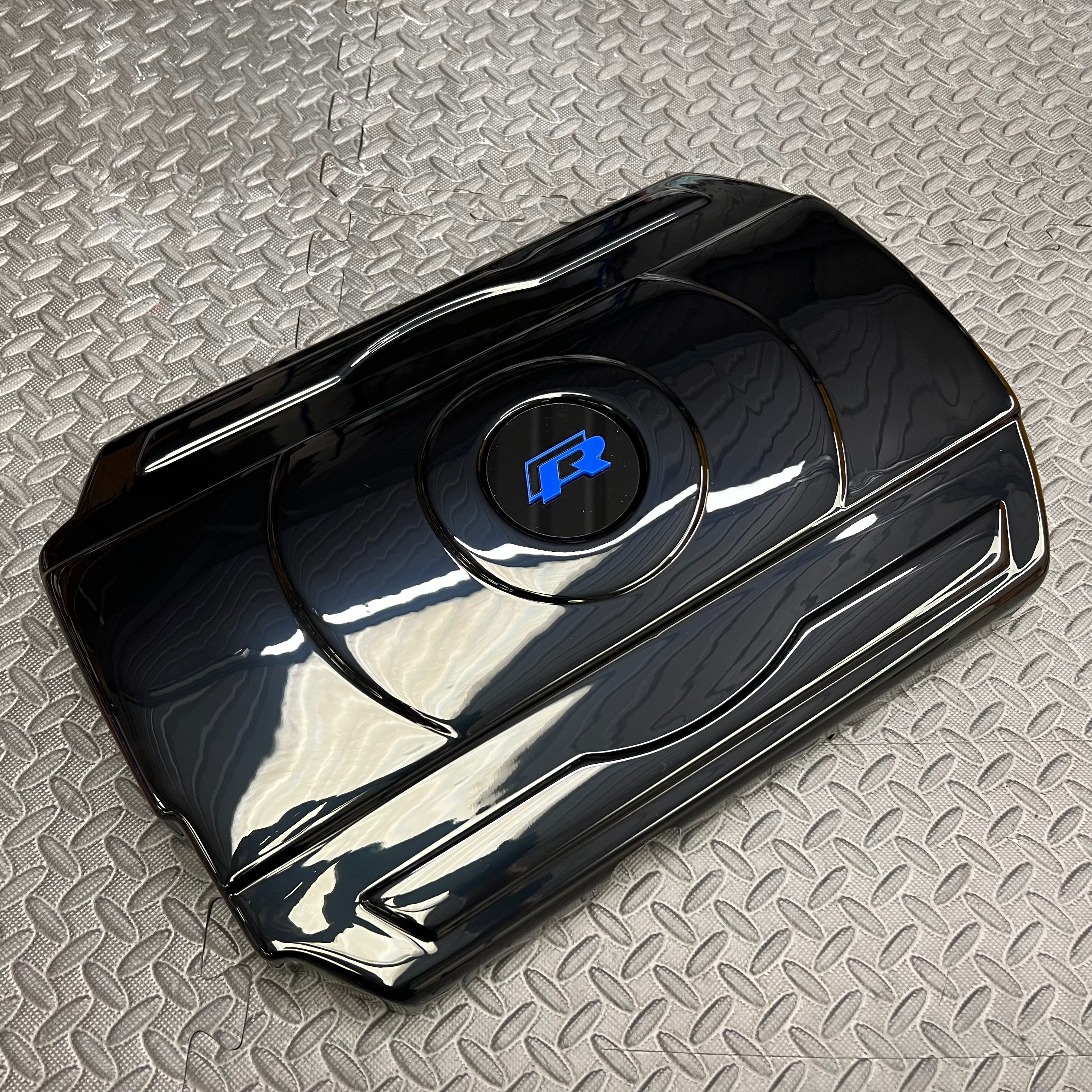 Proform-Motorabdeckung – Mk7/7.5 Volkswagen Golf GTI / R (Kunststoffoberflächen)