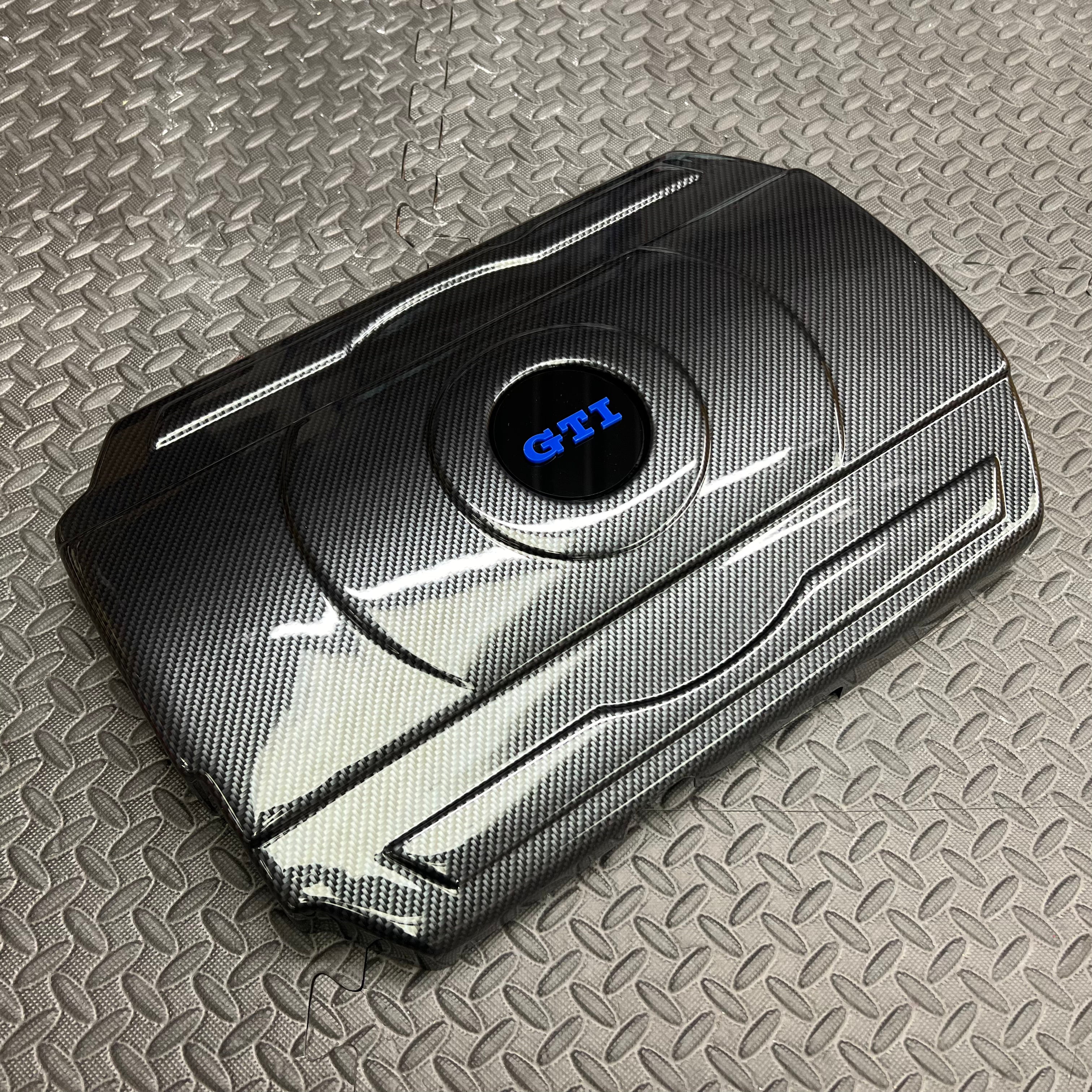 Proform-Motorabdeckung – Mk7/7.5 Volkswagen Golf GTI / R (Kunststoffoberflächen)