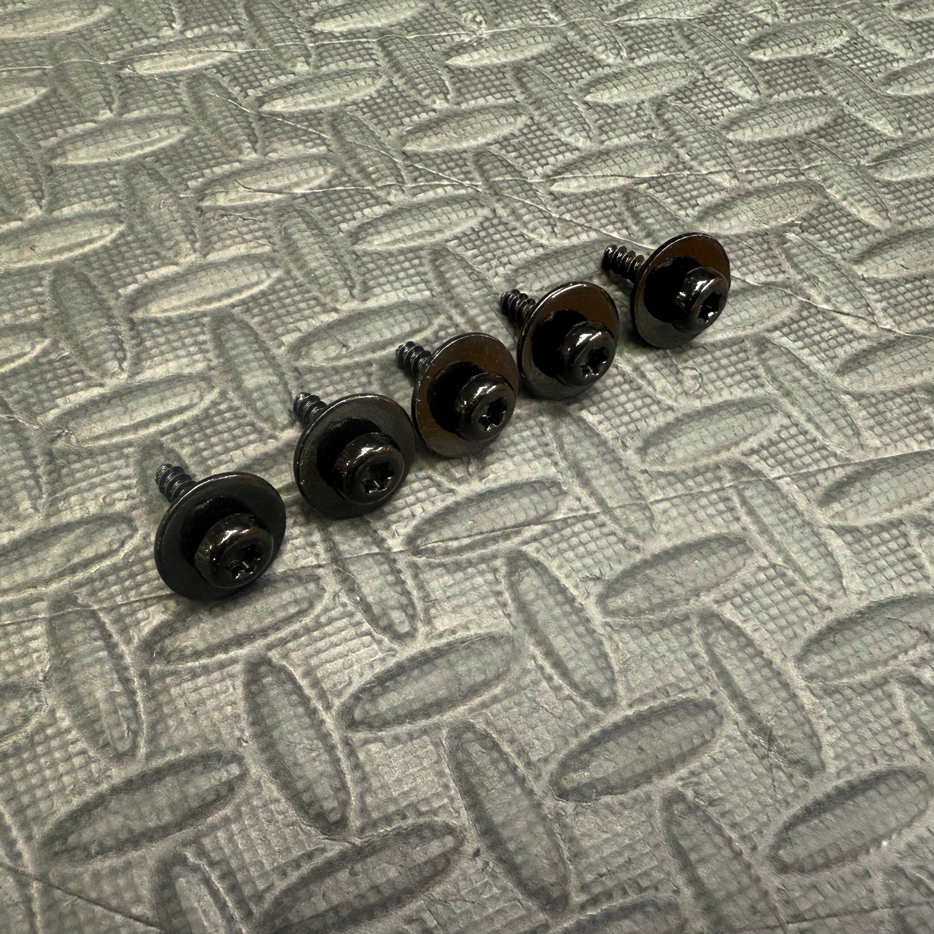 Ford Arch Lining and Undertray Self Tappers