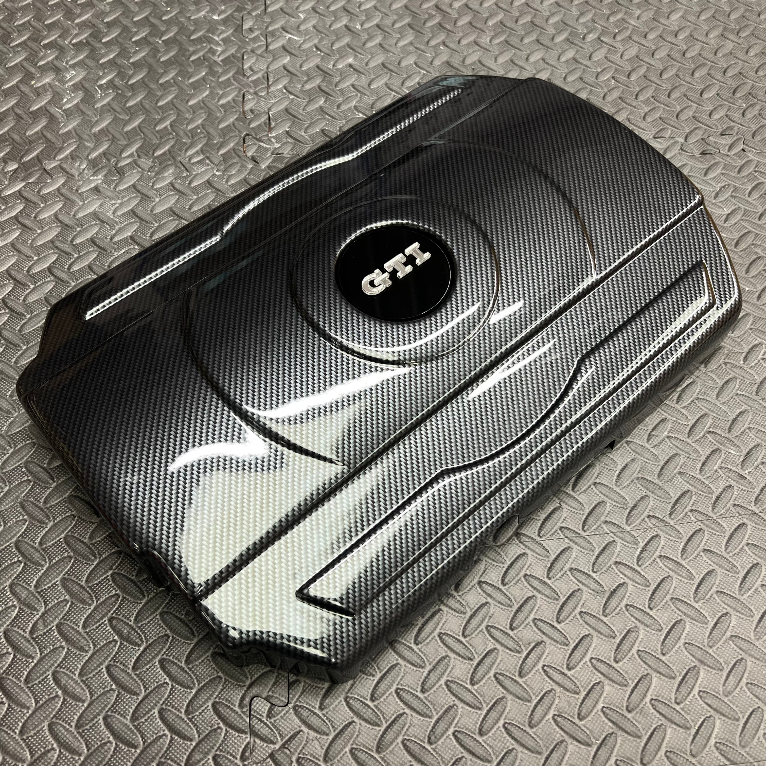 Proform-Motorabdeckung – Mk7/7.5 Volkswagen Golf GTI / R (Kunststoffoberflächen)