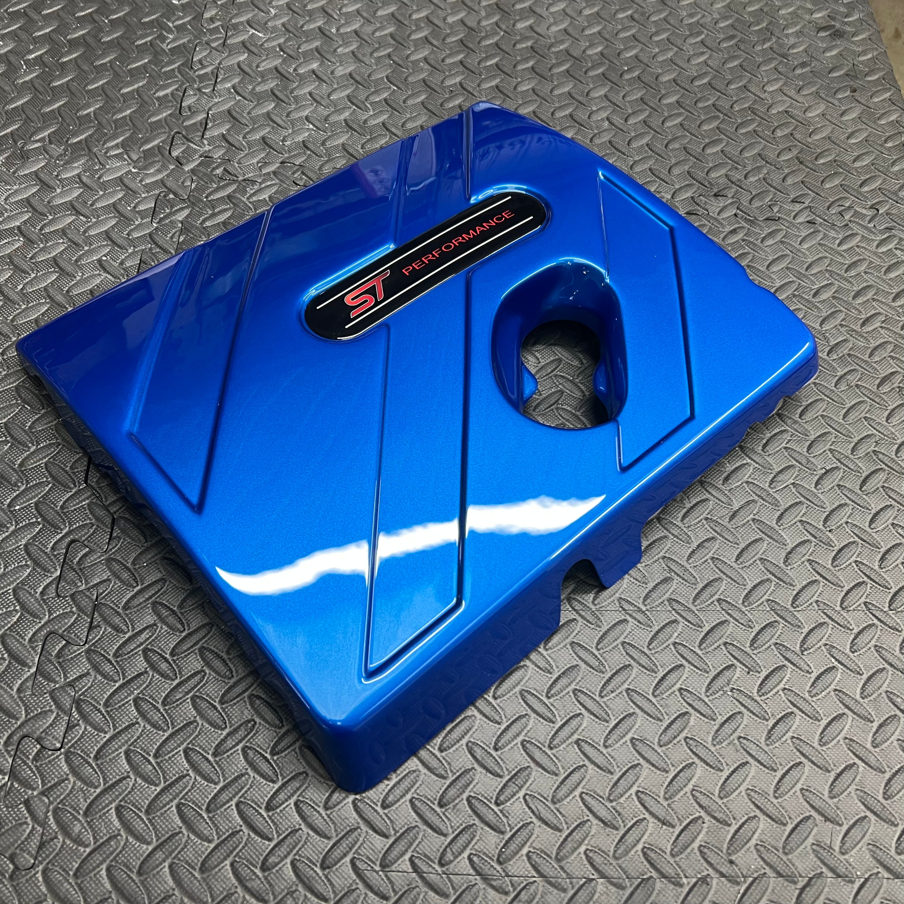 Proform-Motorabdeckung – MK8/8.5 Fiesta ST / Mk2 Puma ST – (Lackierte Oberflächen)