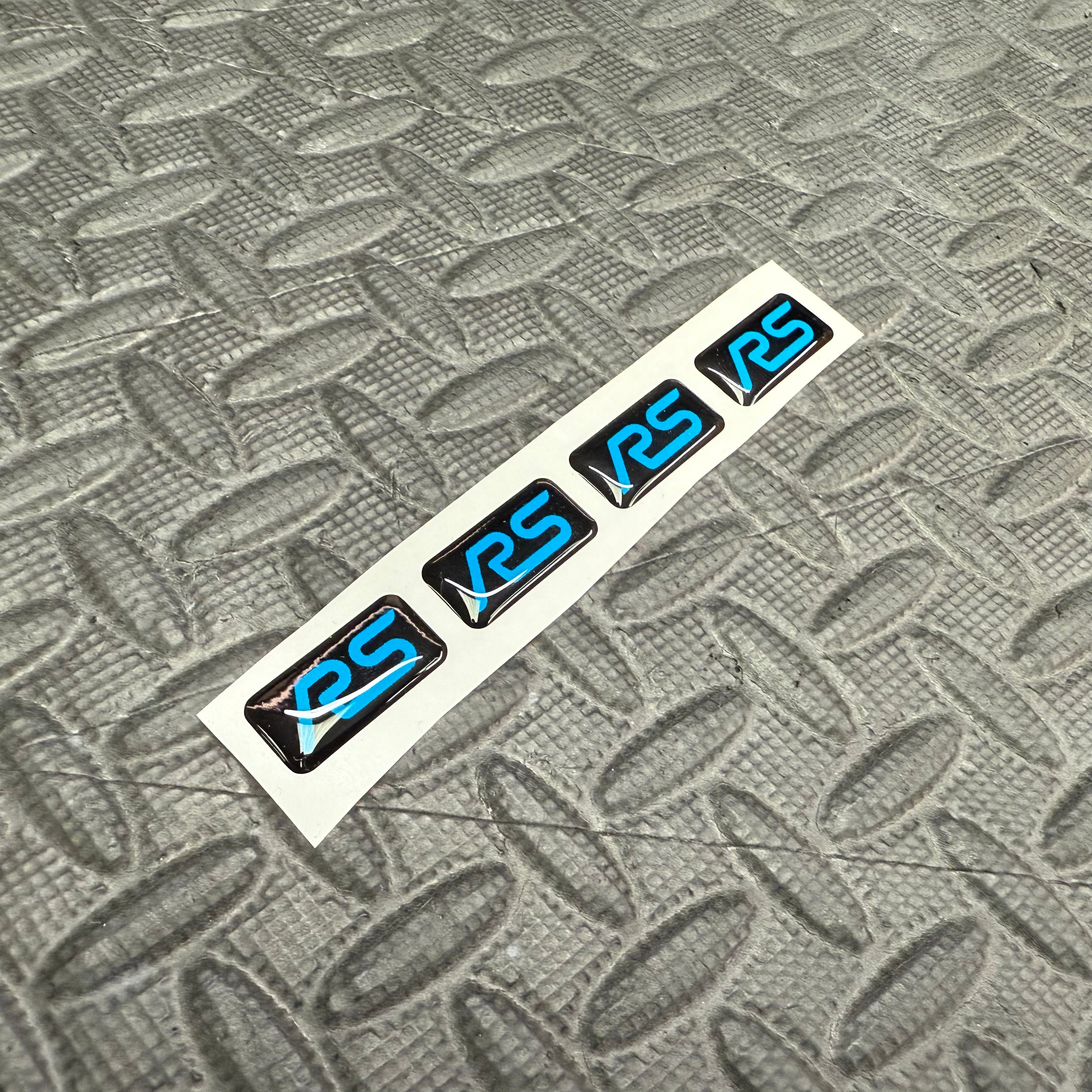 Lot de 4 incrustations de gel pour jantes Ford Focus RS - Logo « ST » ou « RS »