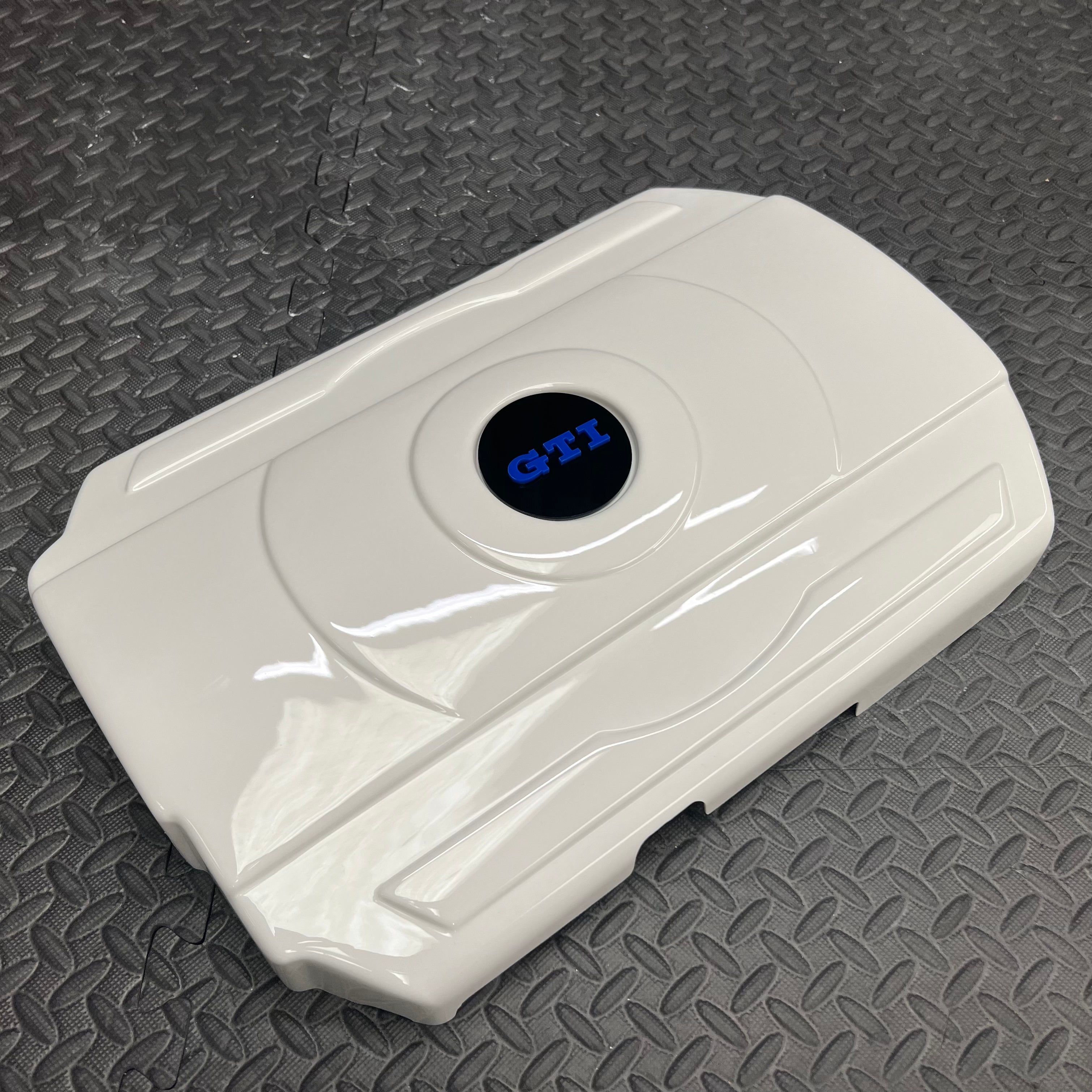 Proform-Motorabdeckung – Mk7/7.5 Volkswagen Golf GTI / R (Kunststoffoberflächen)