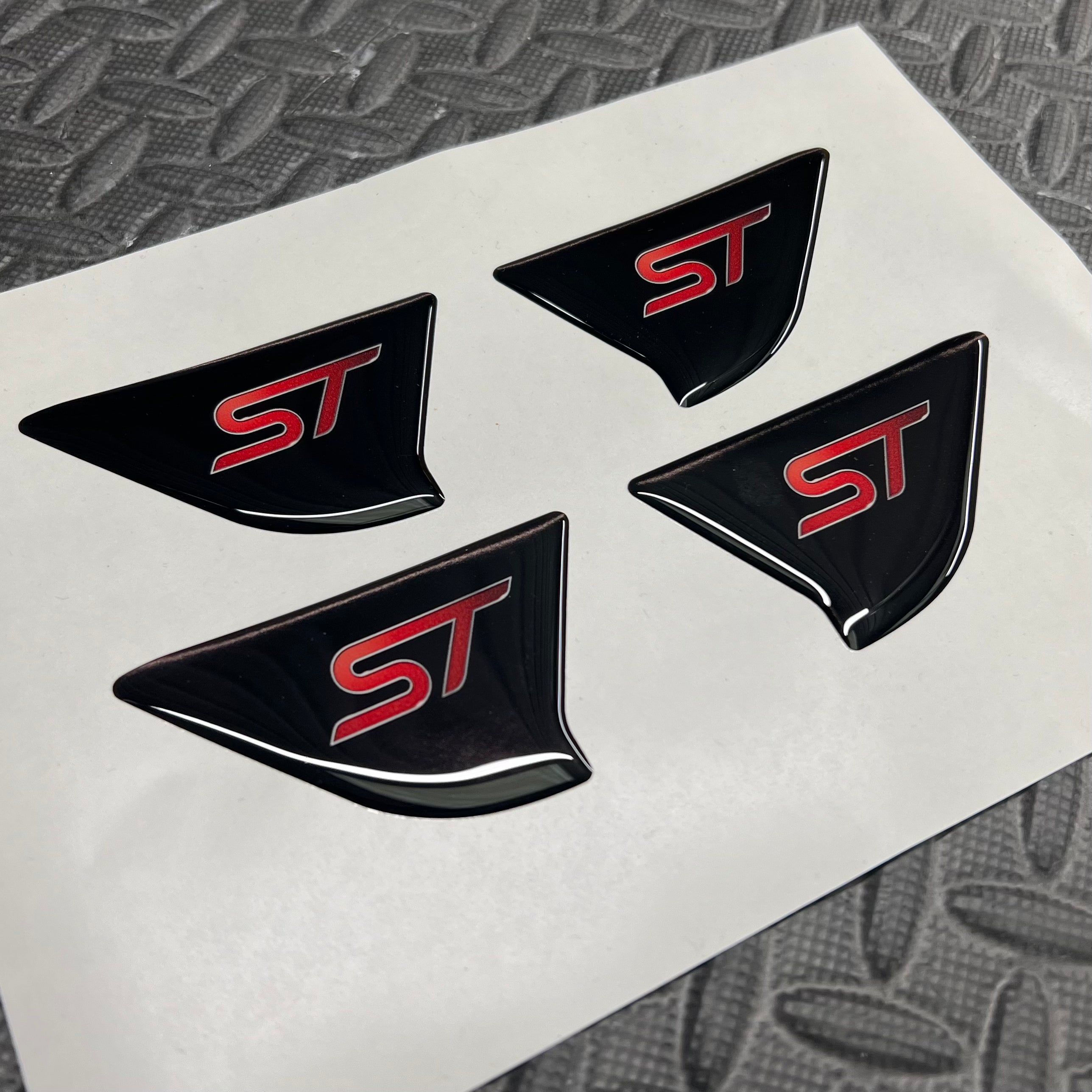 Mk8/8.5 Fiesta & Mk2 Puma Door Pull Gel Badges