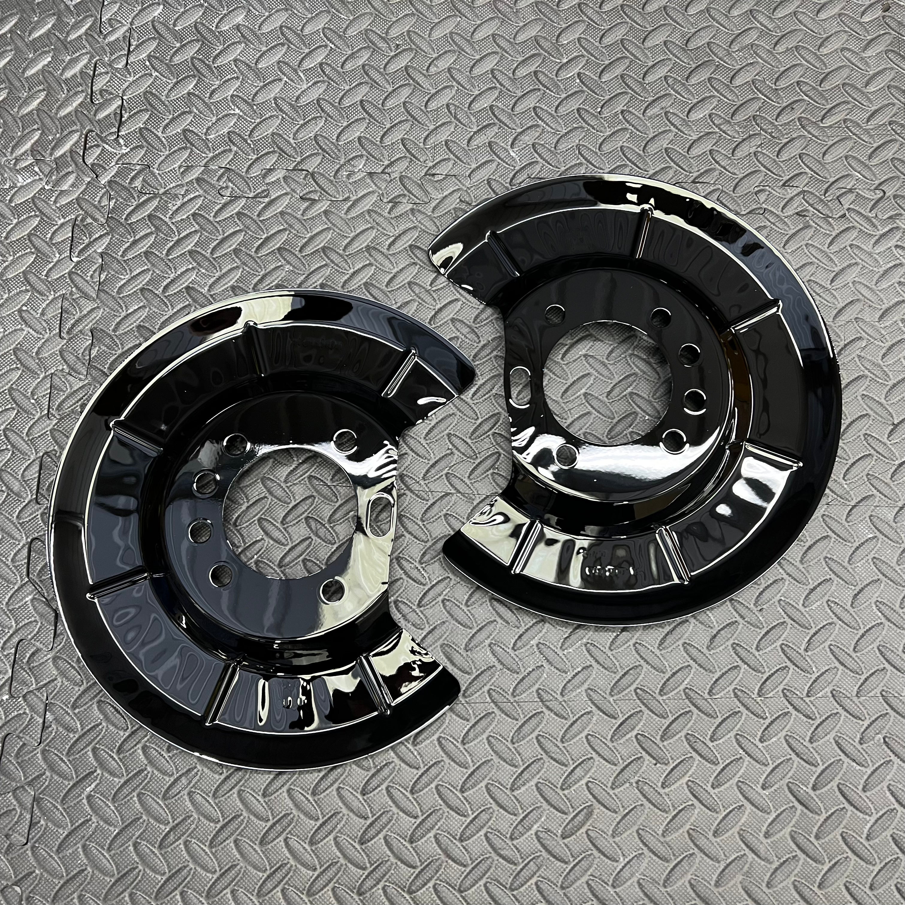 Genuine Ford Mk3.5 Focus ST/RS Rear Brake Dust Shields (Pair) - Painted