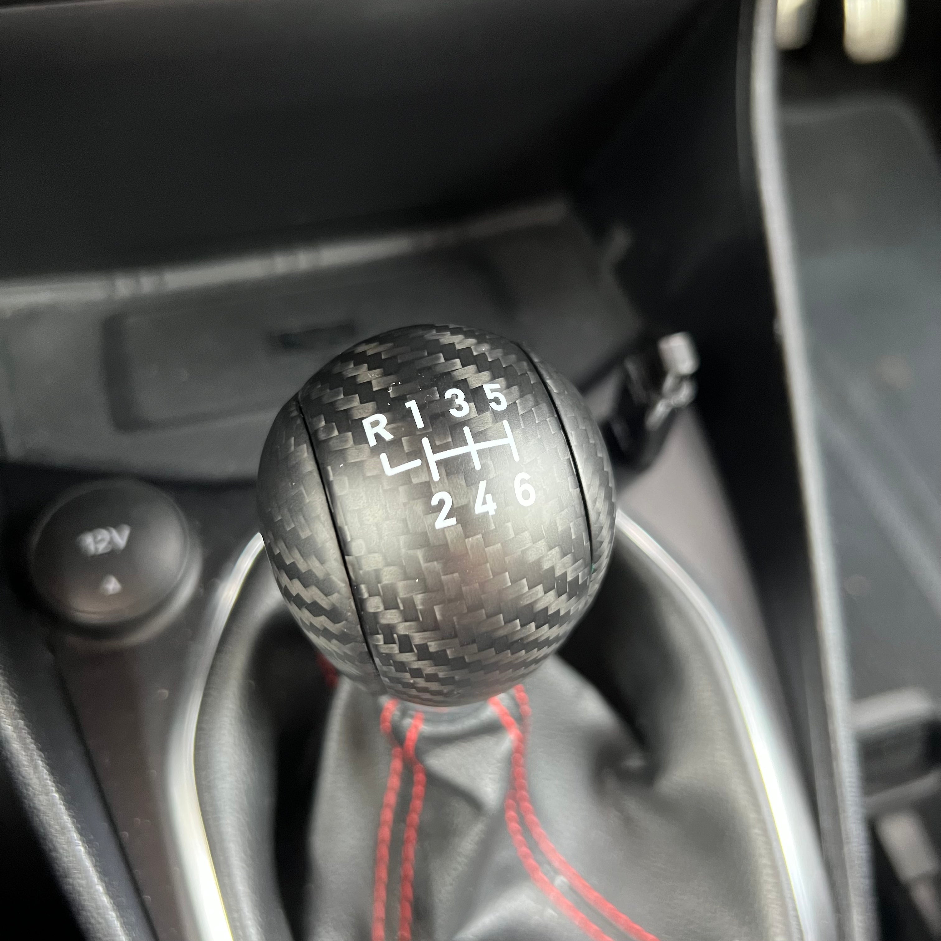 Mk8/8.5 Fiesta / Mk2 Puma & Mk4/4.5 Focus Real Carbon Fibre Gear Knob Trims