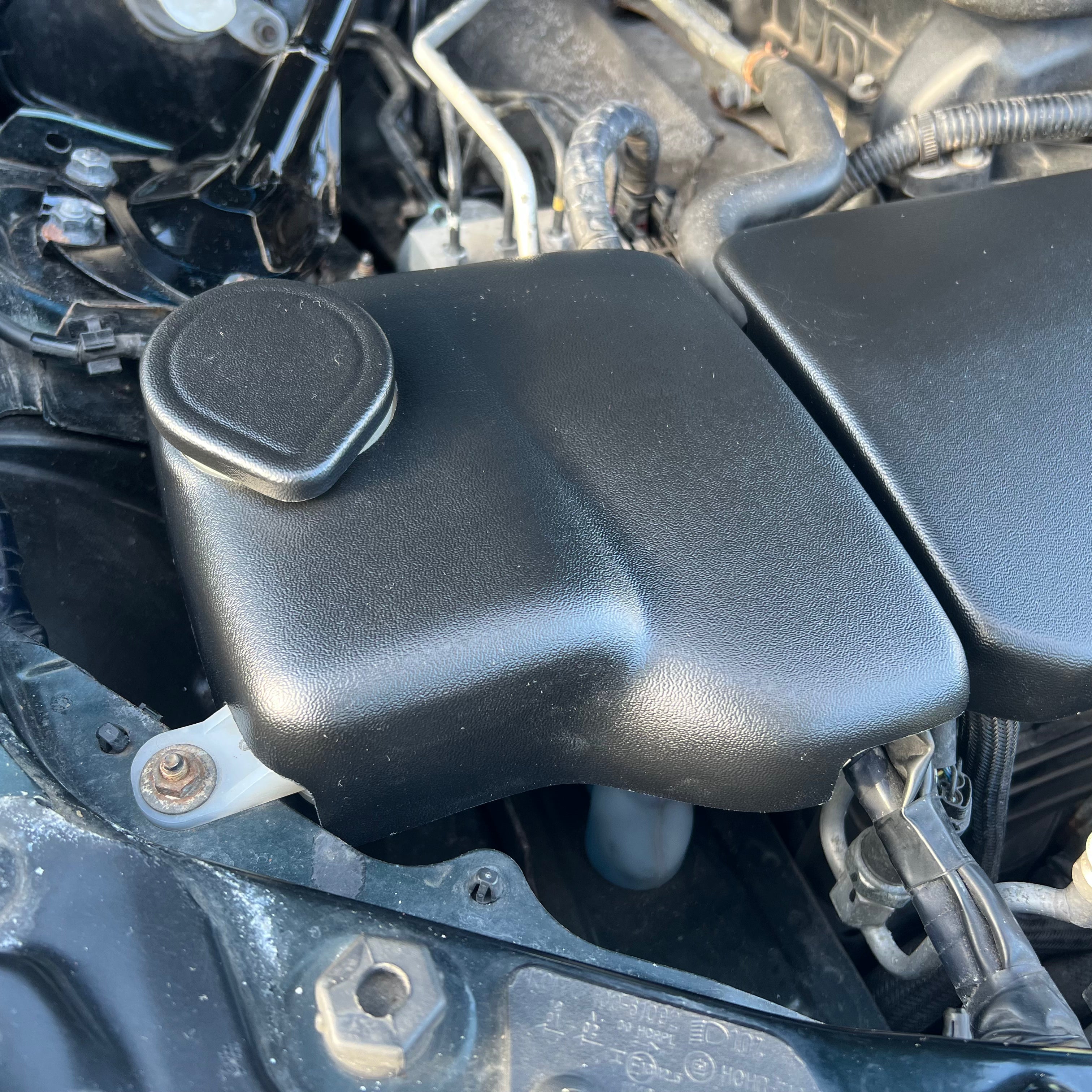 Cache-réservoir lave-glace Proform – Mazda MX5/Miata Mk3/3.5/NC (finitions plastiques)