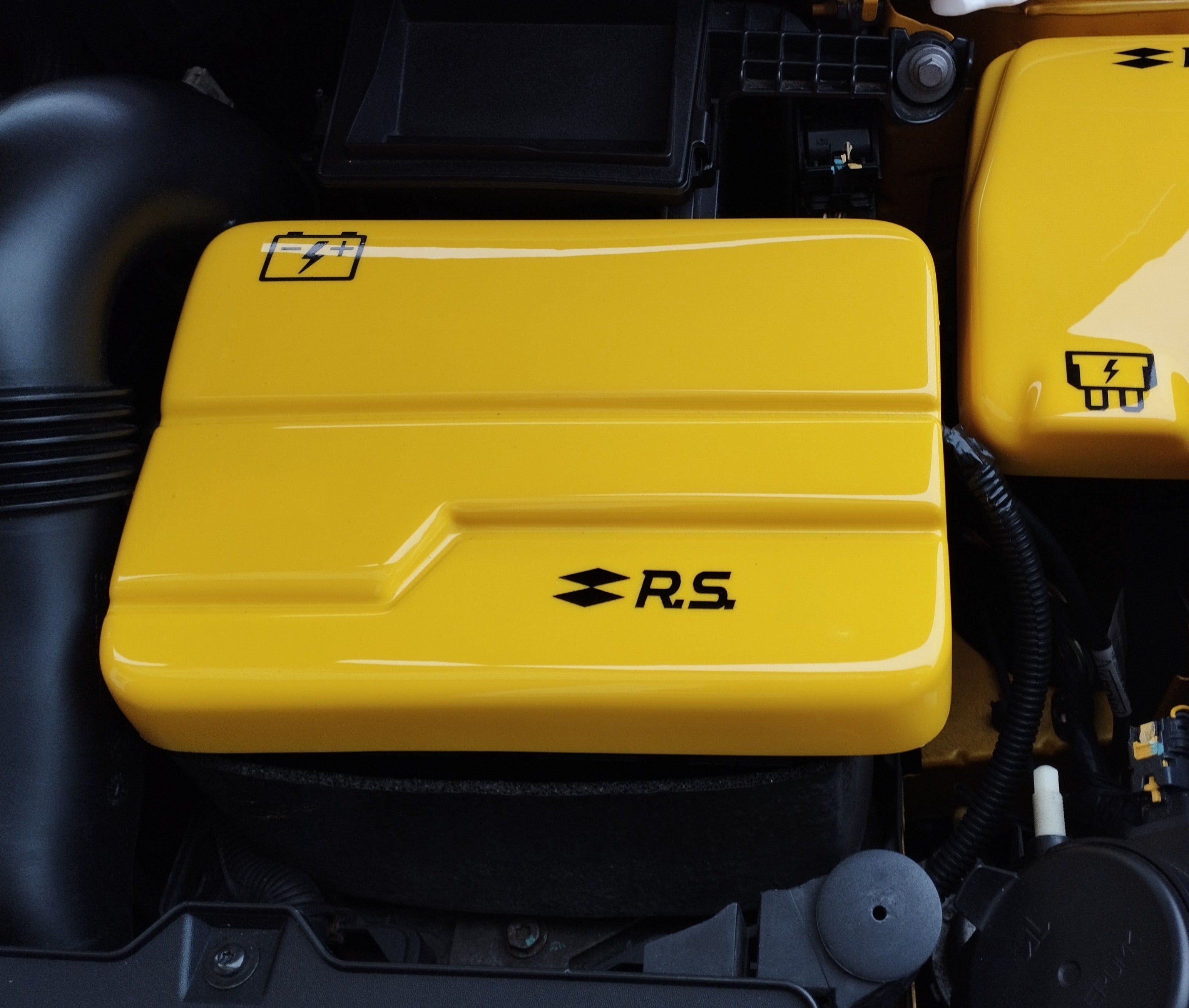 Proform Battery Cover - Mk4 Renault Clio RS (Plastic Finishes)