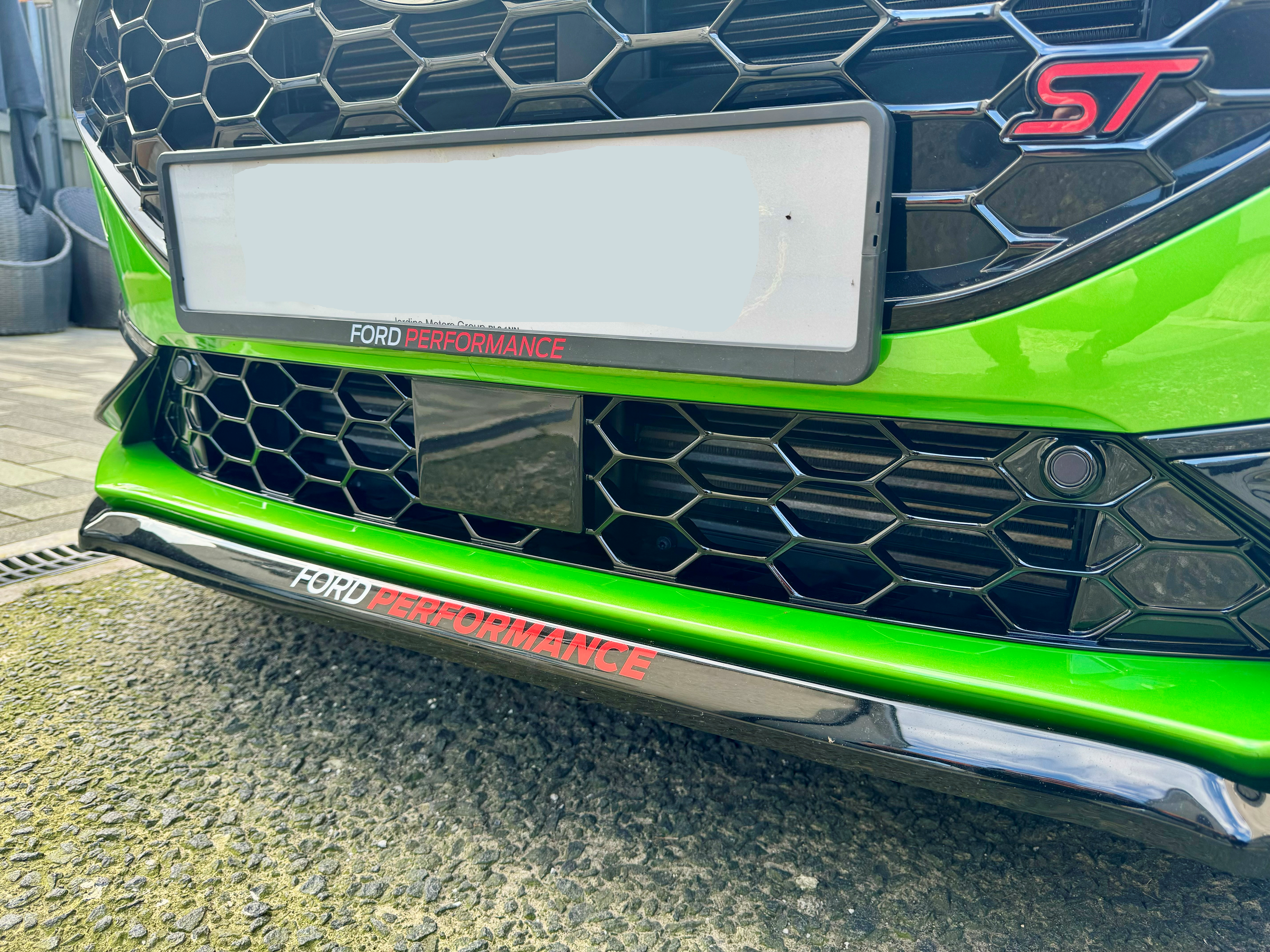 Genuine Ford Mk4/4.5 Focus ST Front Lower Grille (Painted)