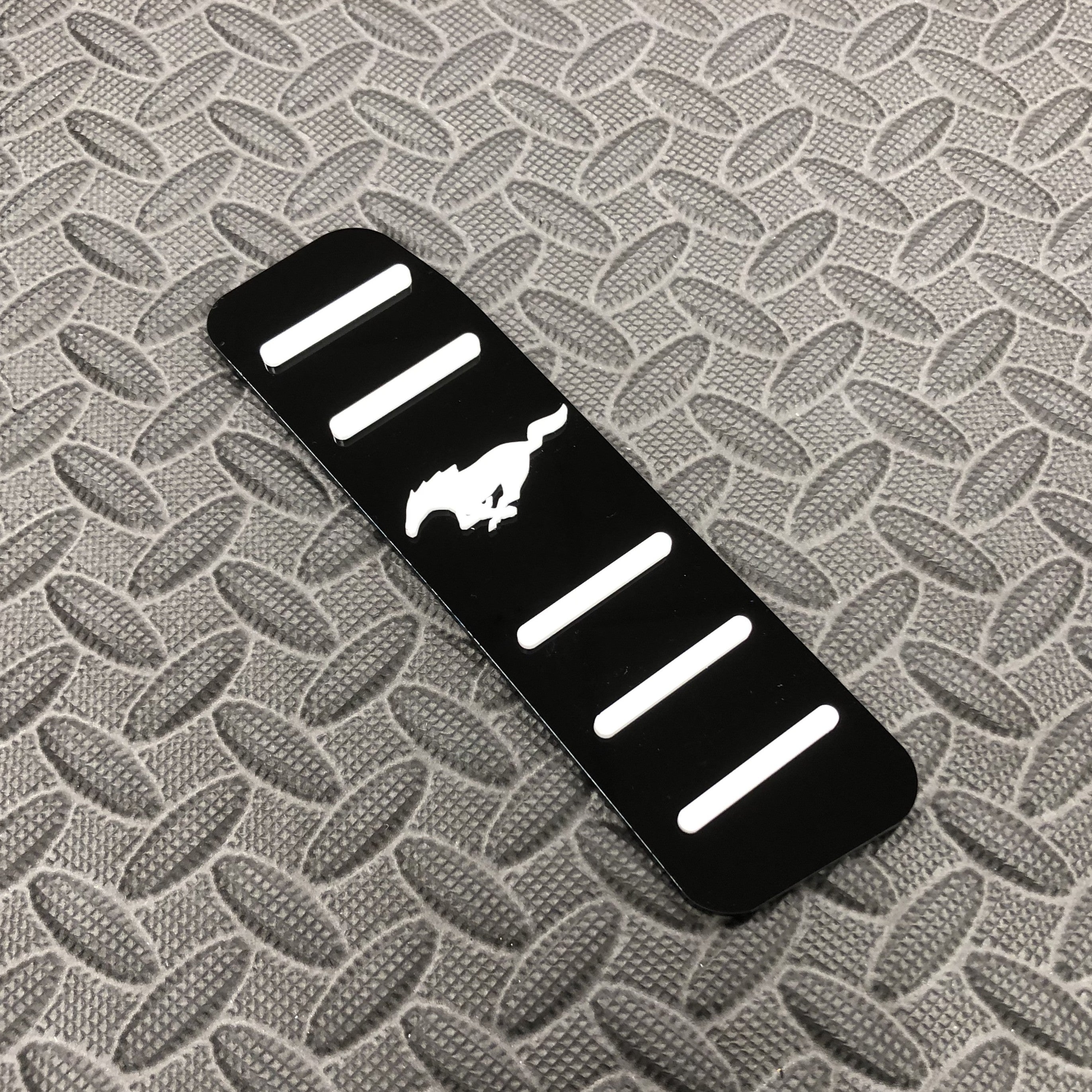 Mustang (6. Generation) Totpedal/Fußrastenplatte (4D-Acryl)