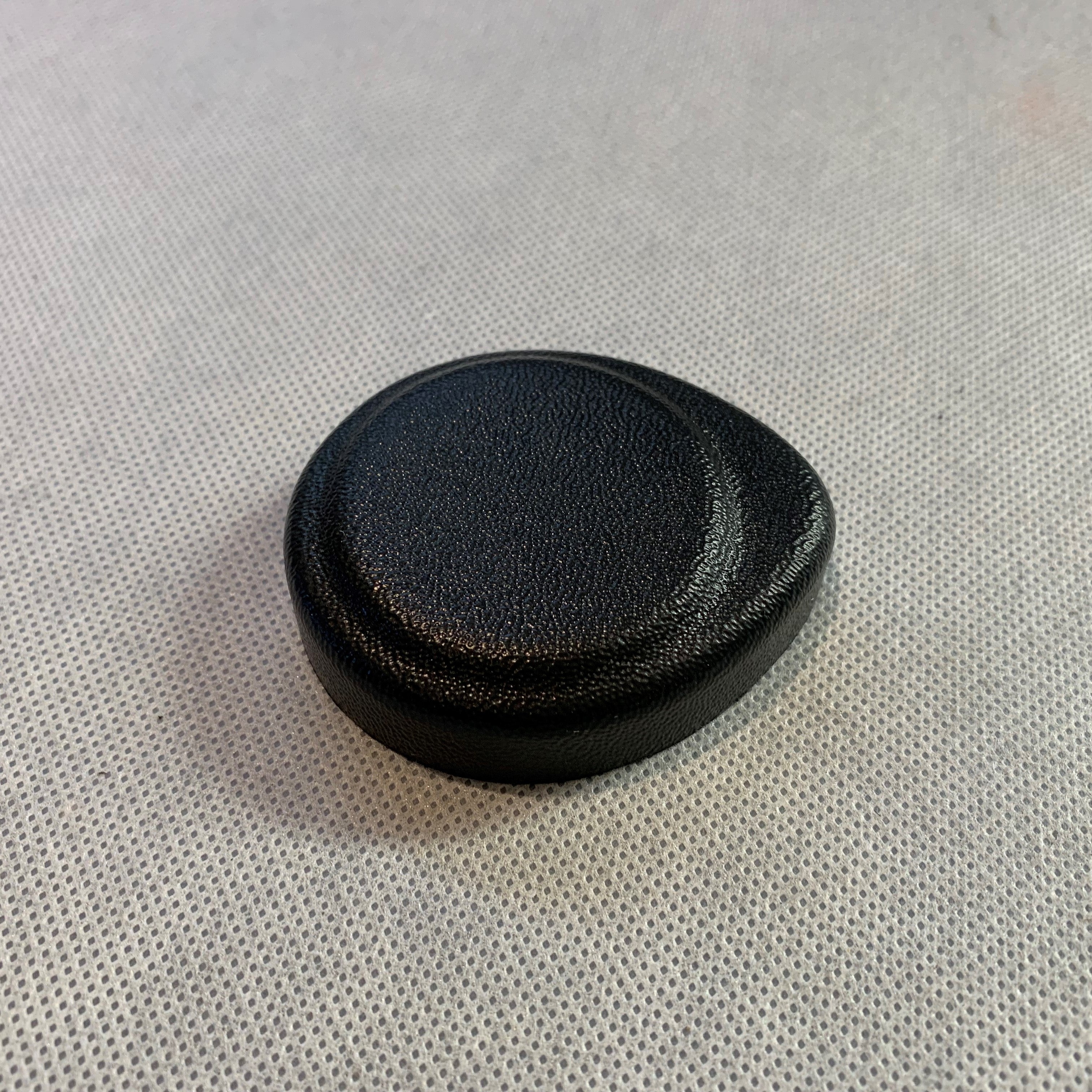 Proform-Abdeckung für Scheibenwaschbehälterdeckel – Mk7/7.5 Ford Fiesta (Kunststoffoberflächen)