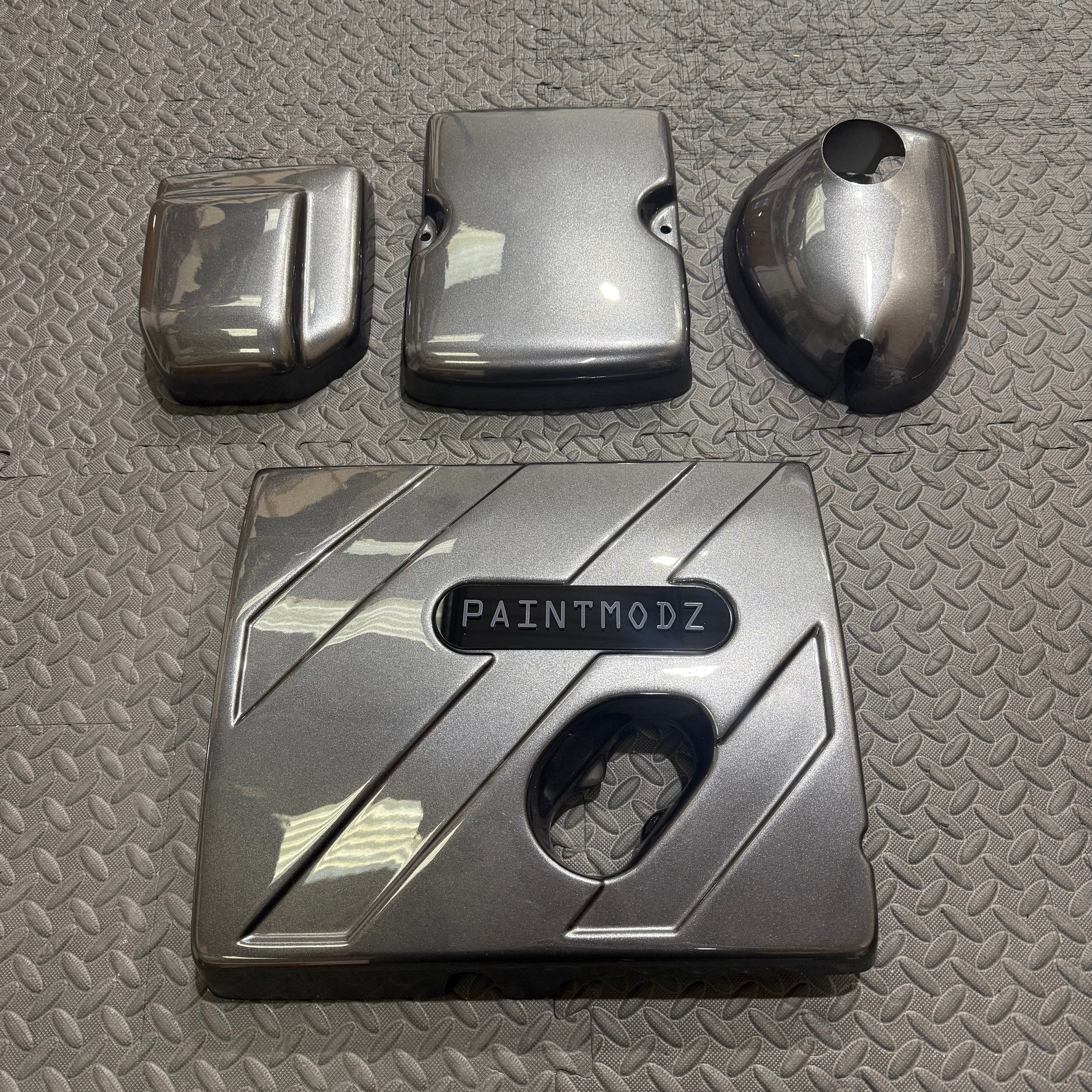 Proform Small Engine Bay Dress Up Kit Bundle - Mk8/8.5 Fiesta ST & Mk2 Puma ST, Painted Magnetic Grey, With Dark Grey/Gloss Black Badge