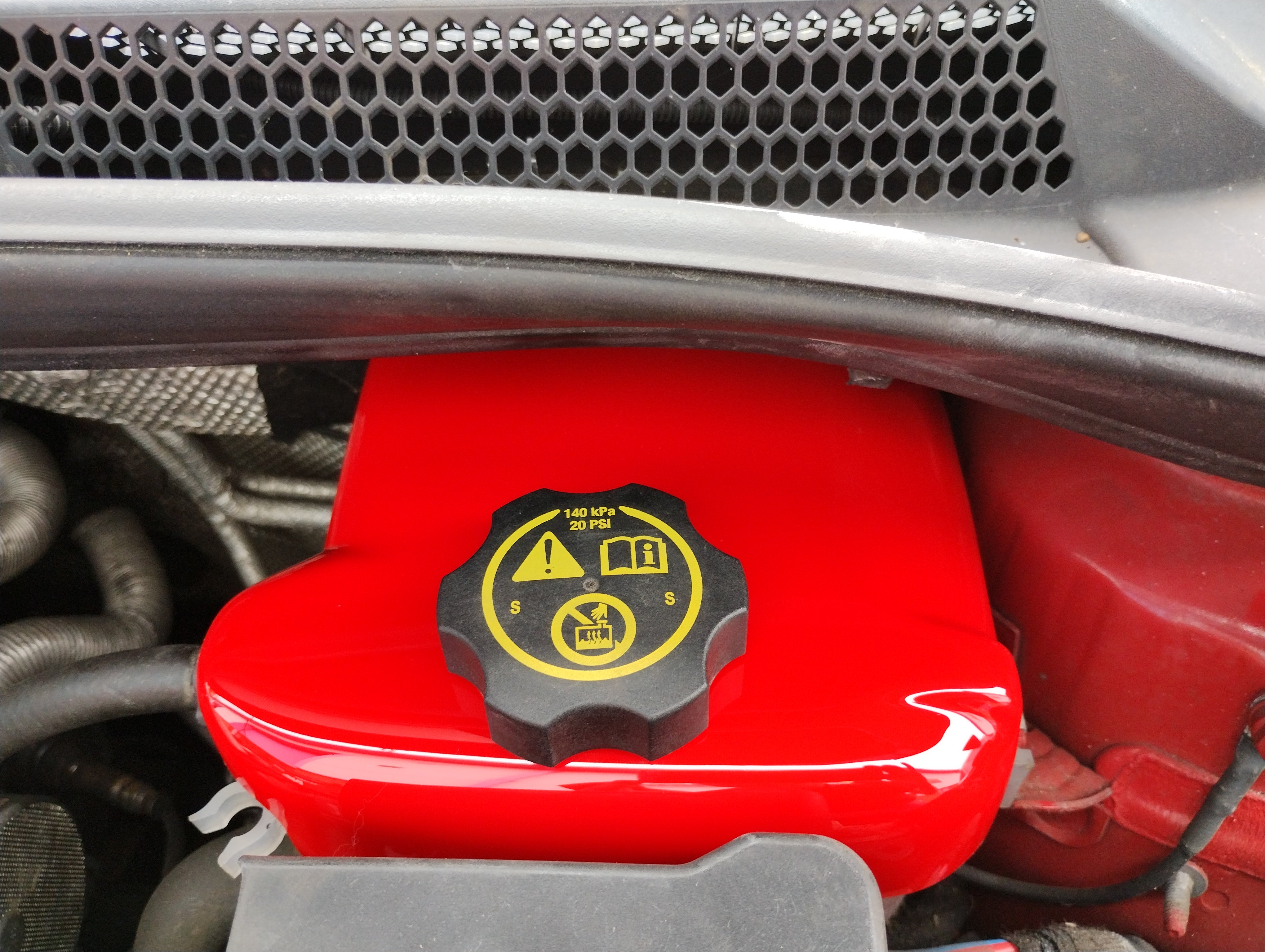 Proform Kühlmitteltankabdeckung – Vauxhall/Opel Astra J VXR (Kunststoffoberflächen)