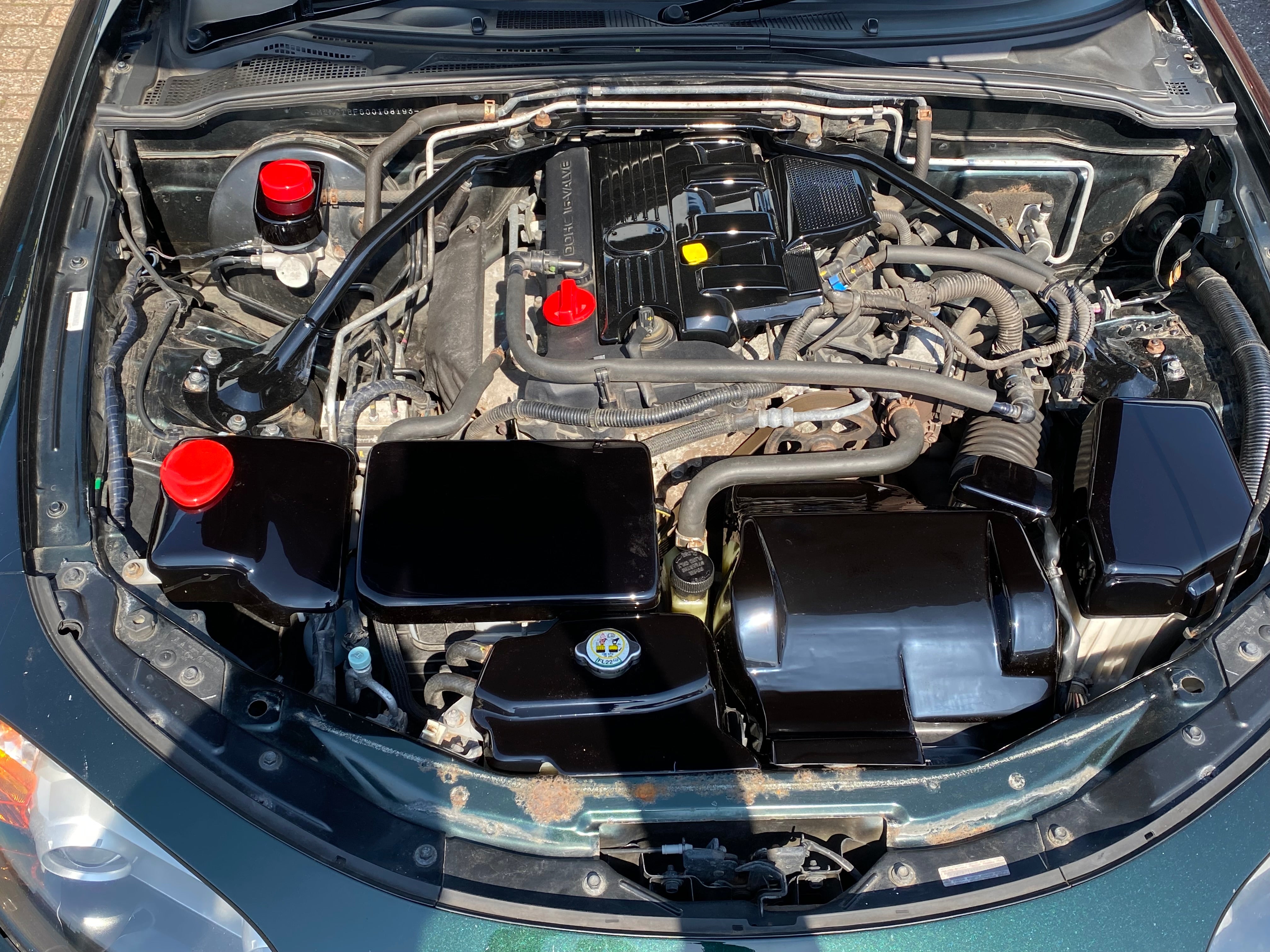 Proform-Batterieabdeckung – Mazda MX5/Miata Mk3/3.5/NC (Kunststoffoberflächen)