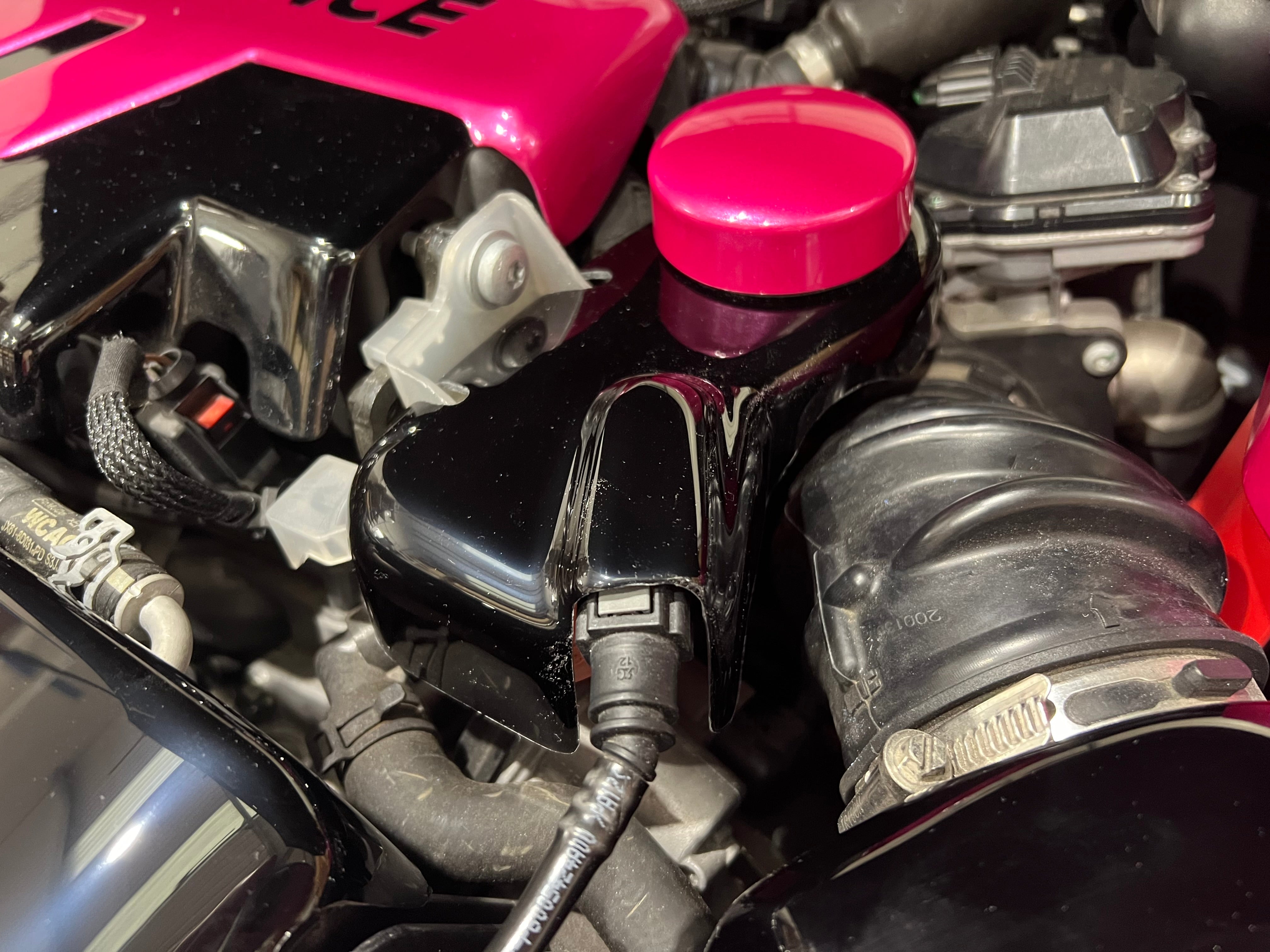 Proform Charge Cooler Bottle Cover - Mk4 Ford Focus ST Diesel (Plastic Finishes)