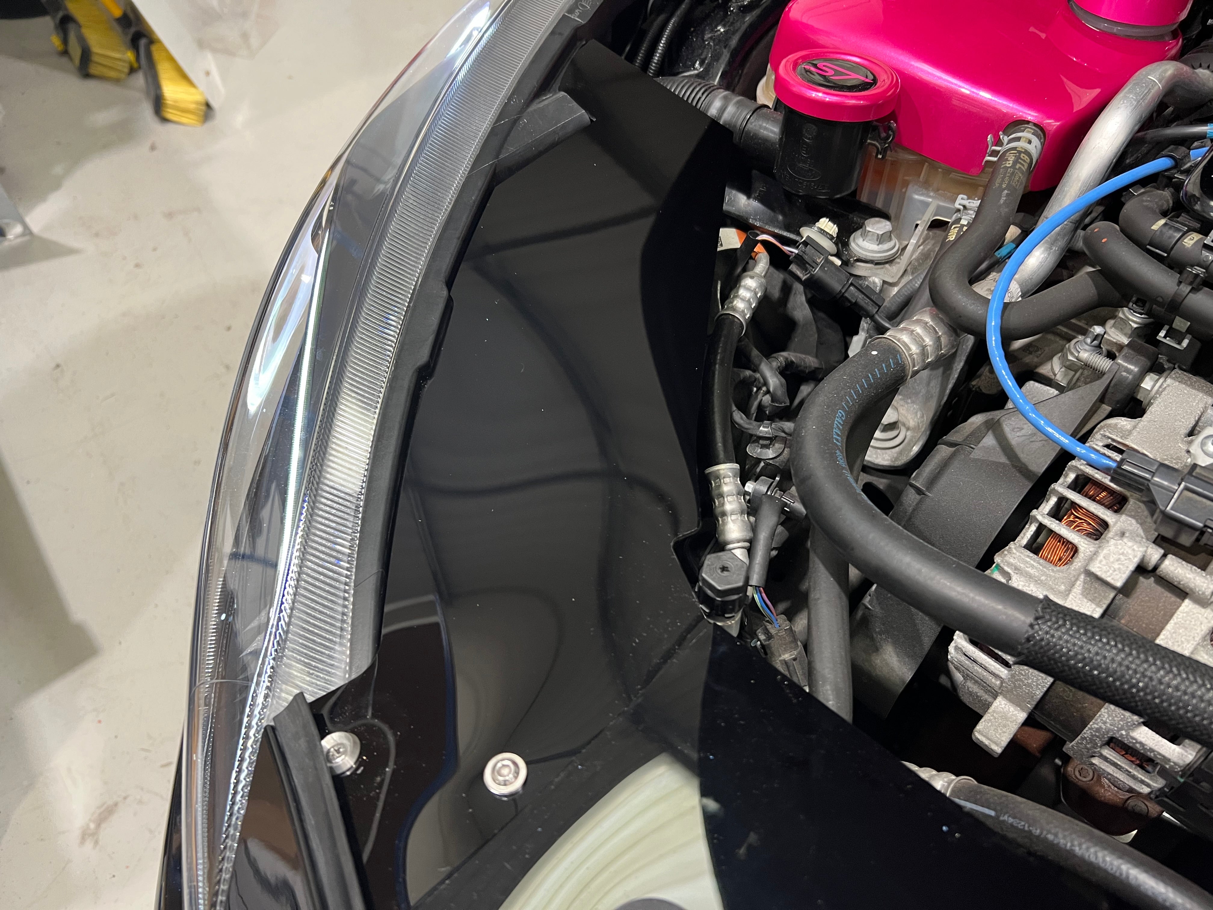 Proform Mk4 Focus Slam Panel-Endabdeckungen (Kunststoffoberflächen)