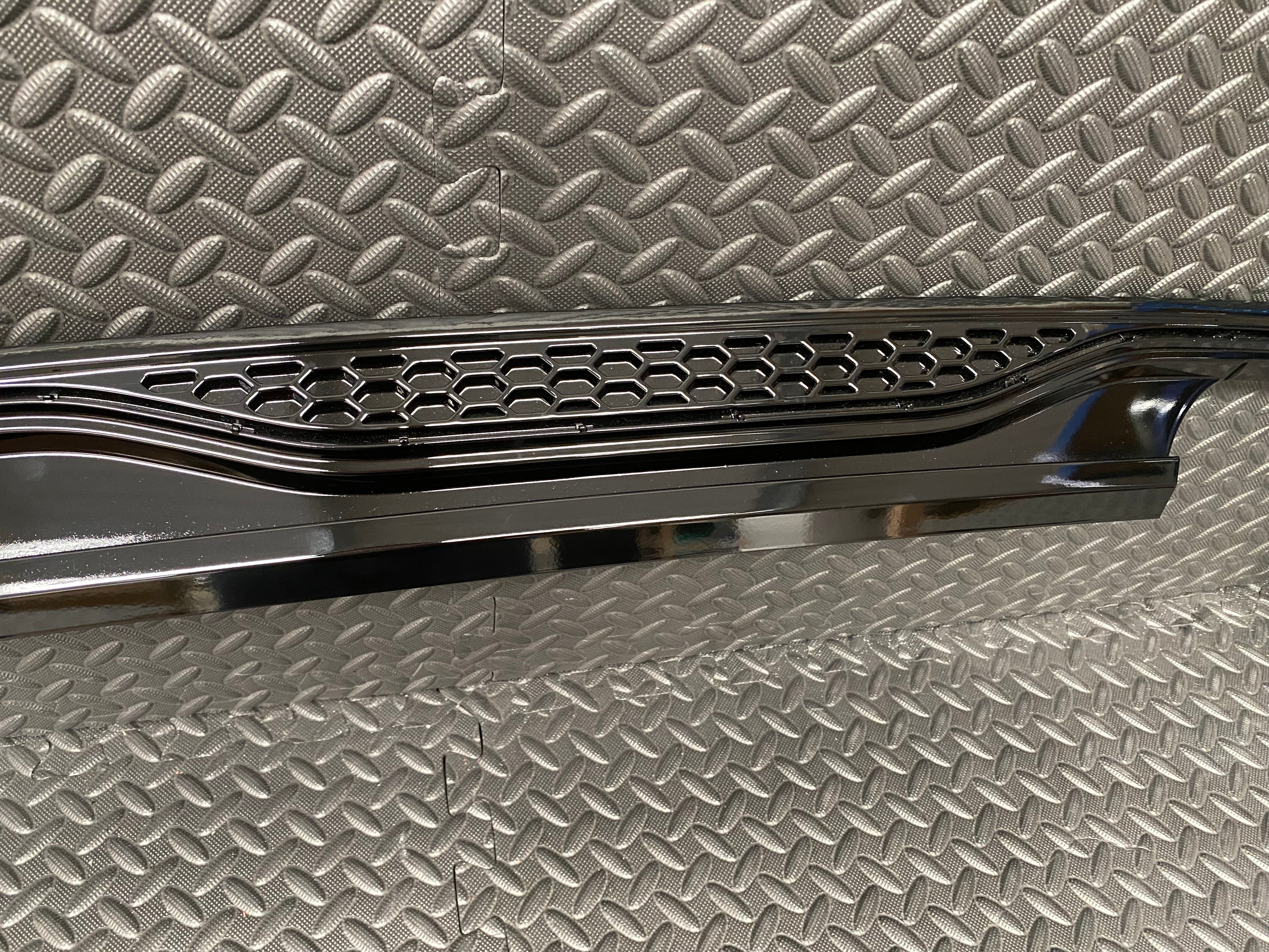 Genuine Ford Upper Mesh Rear Diffuser - Mk8/8.5 Fiesta ST (Gloss Black Painted)