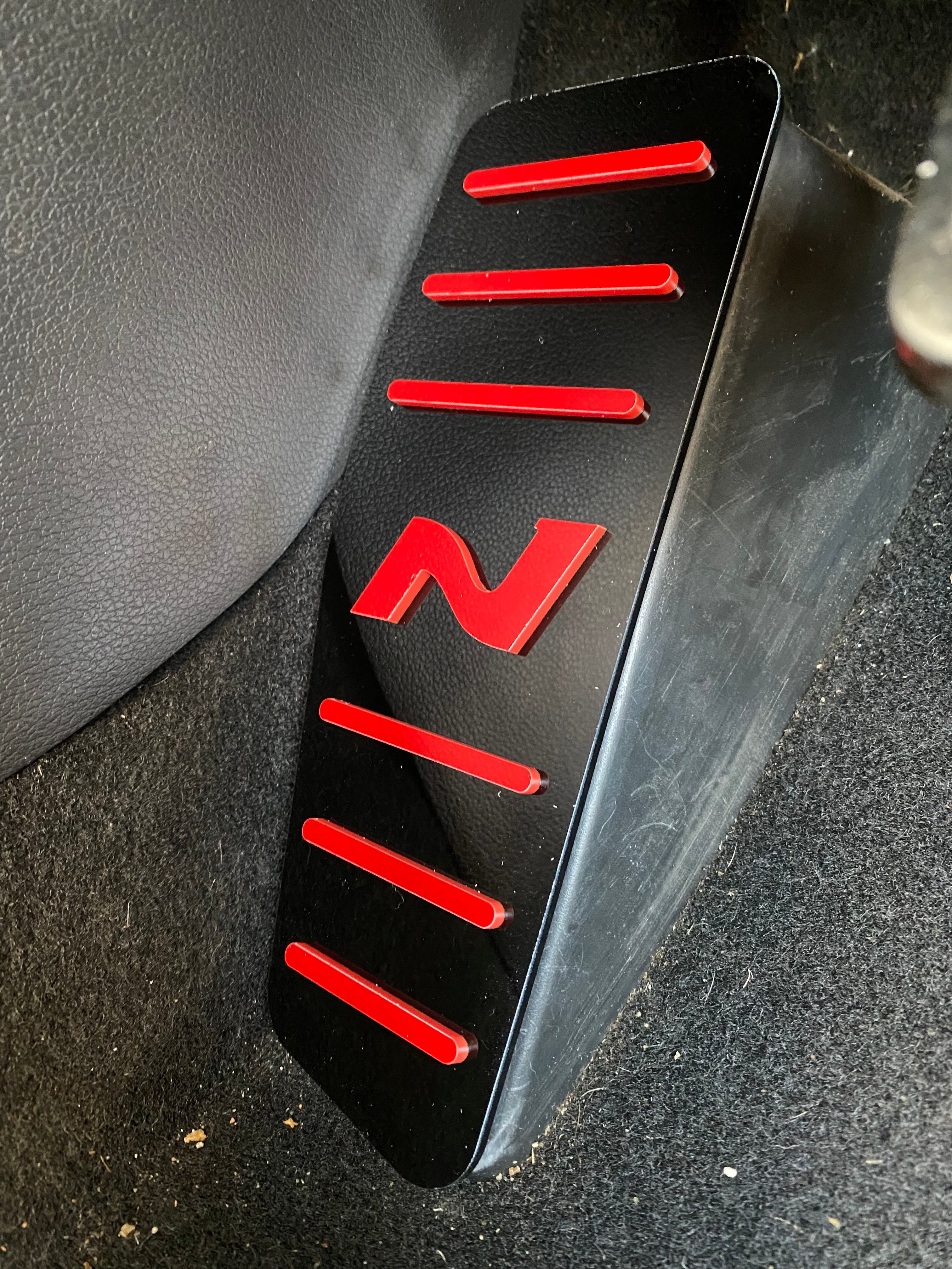 Hyundai i30N Totpedal/Fußstützenplatte (4D-Acryl)