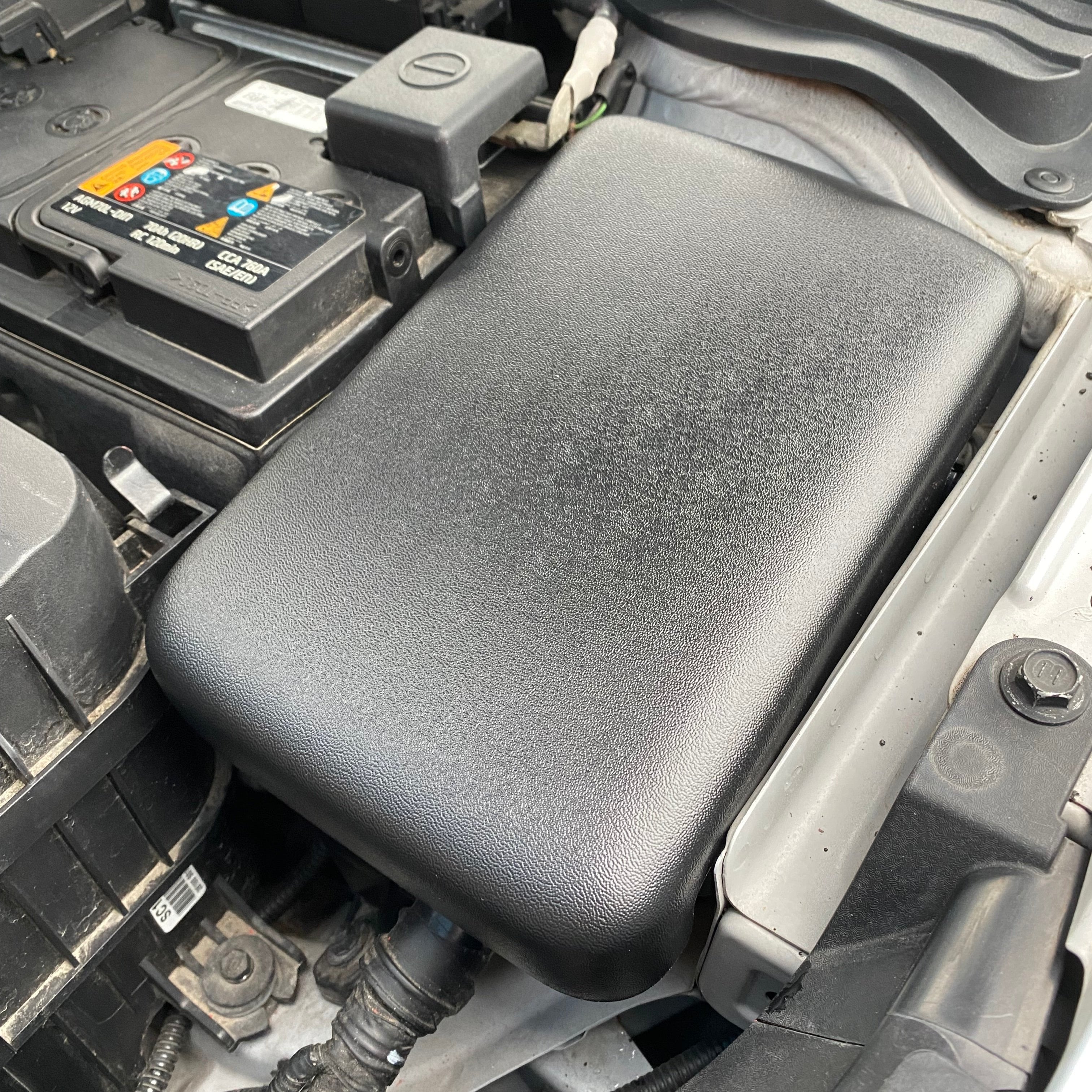 Proform Sicherungskastenabdeckung – Hyundai i30 / Veloster N (Kunststoffoberflächen)