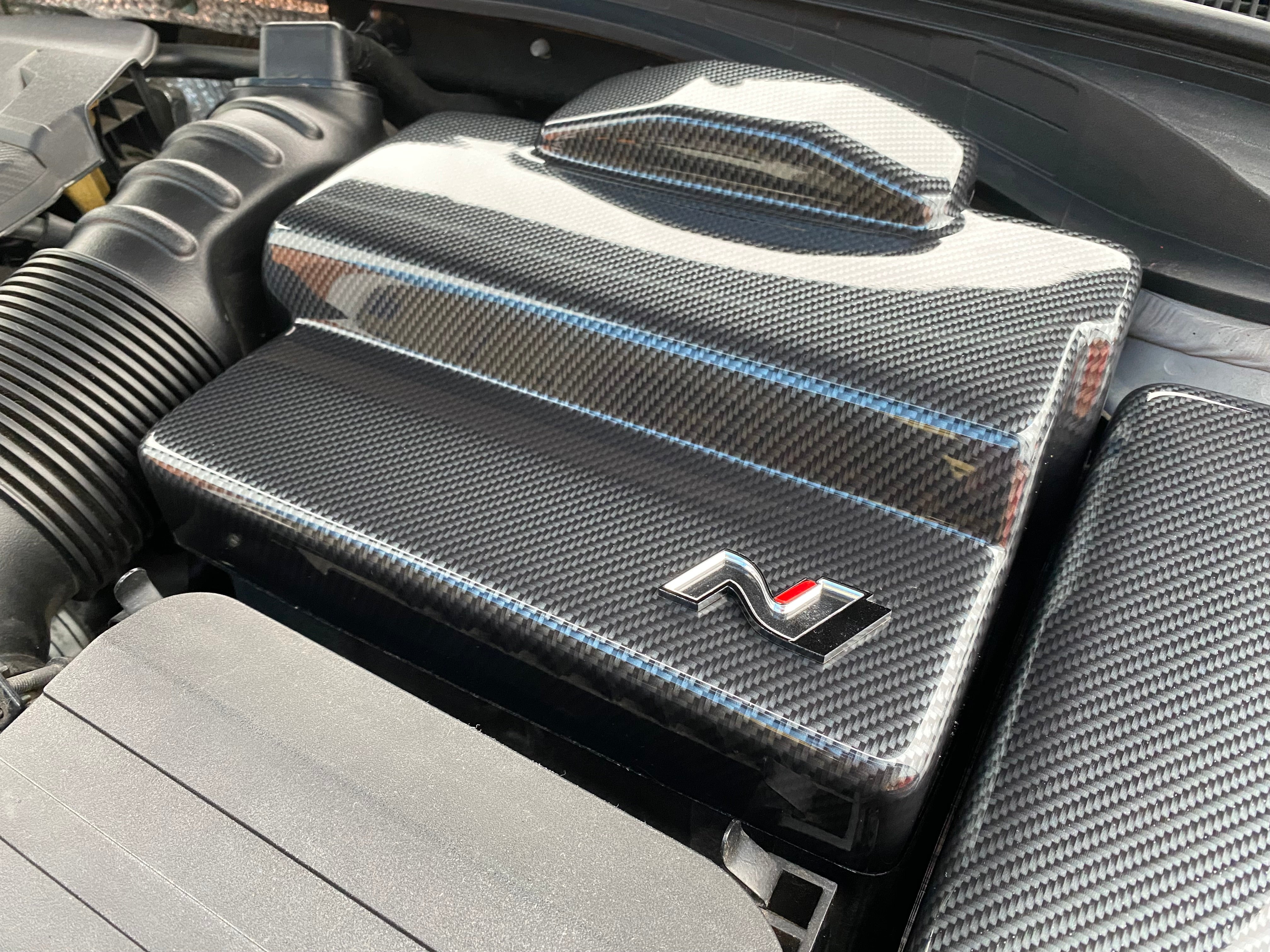 Proform-Batterieabdeckung – Hyundai i30 / Kona N / Veloster N (Kunststoffoberflächen)