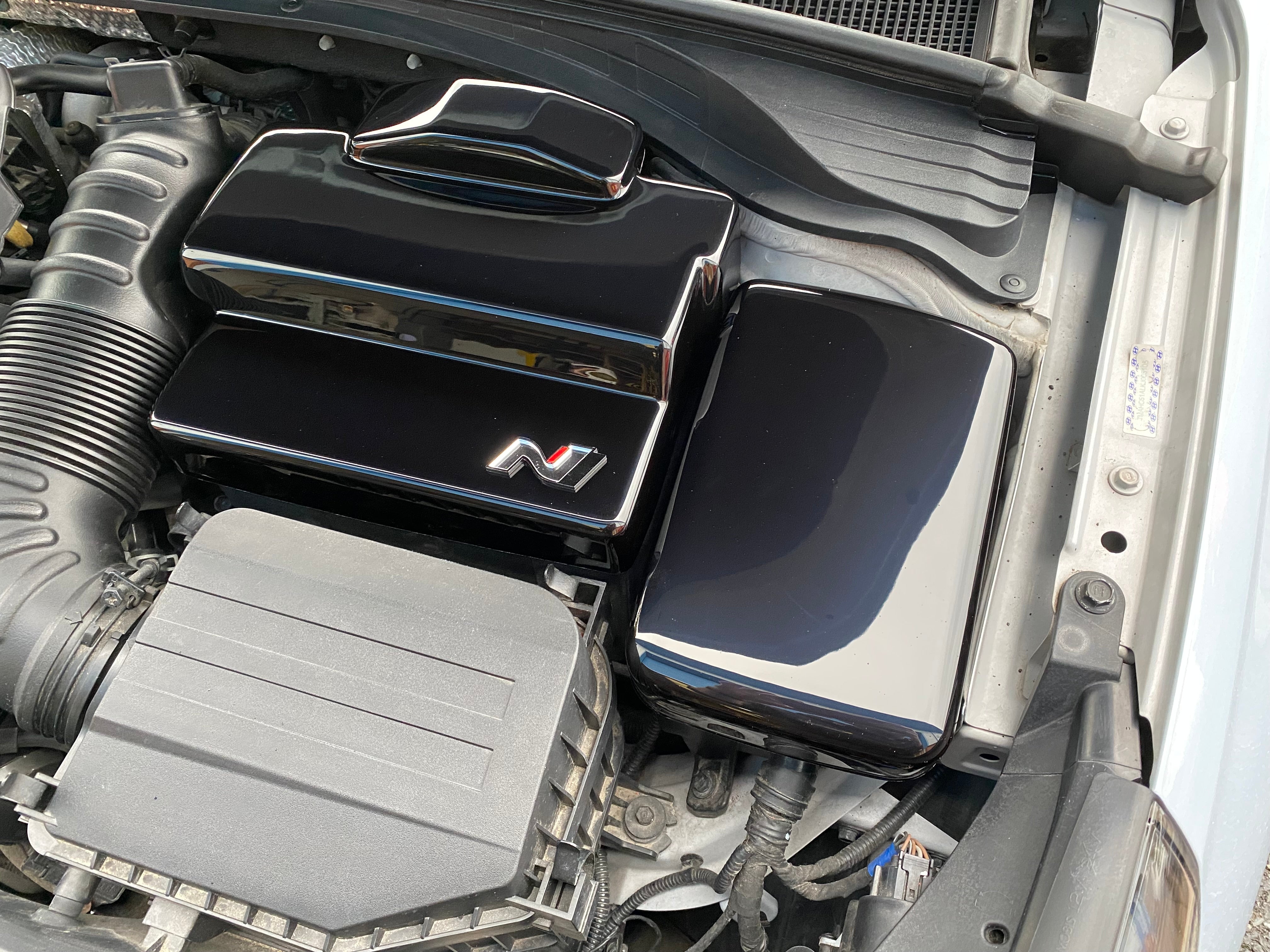 Proform Sicherungskastenabdeckung – Hyundai i30 / Veloster N (Kunststoffoberflächen)