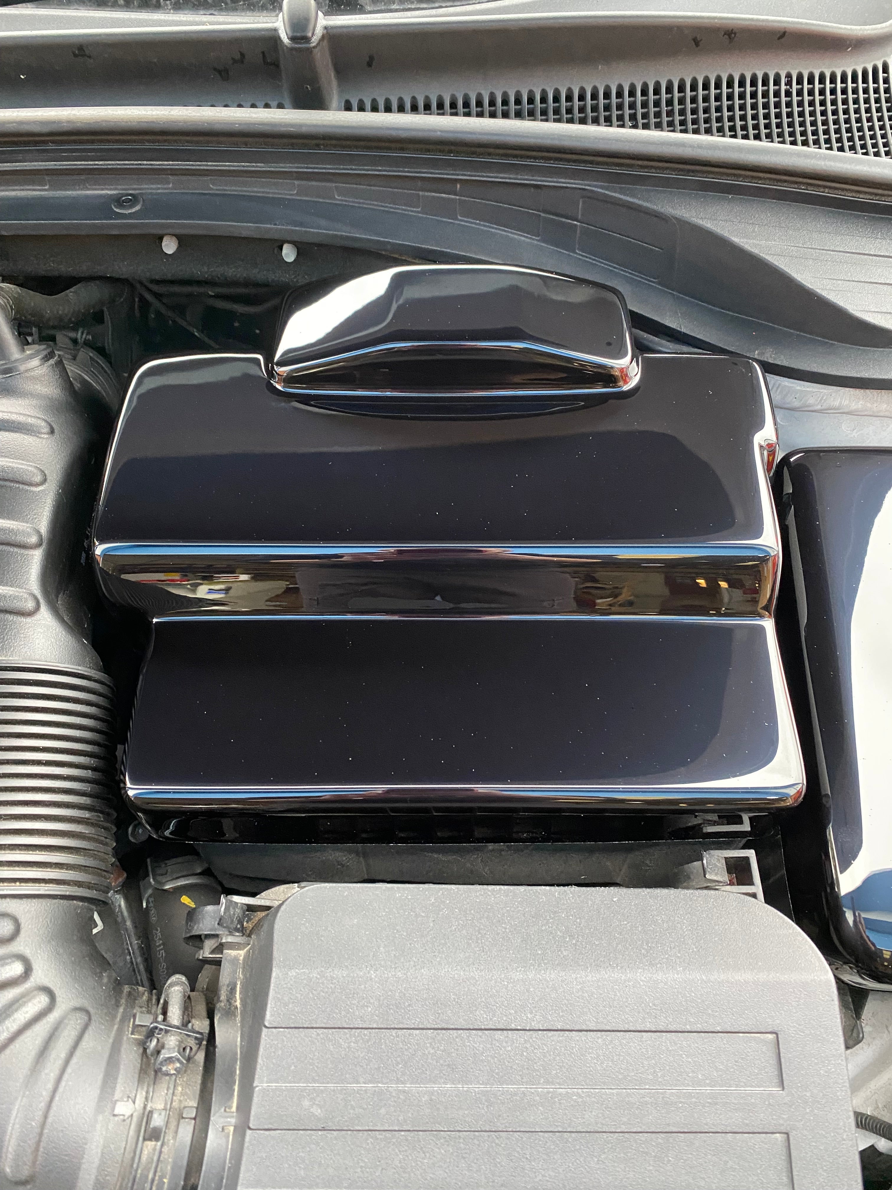 Proform-Batterieabdeckung – Hyundai i30 / Kona N / Veloster N (Kunststoffoberflächen)