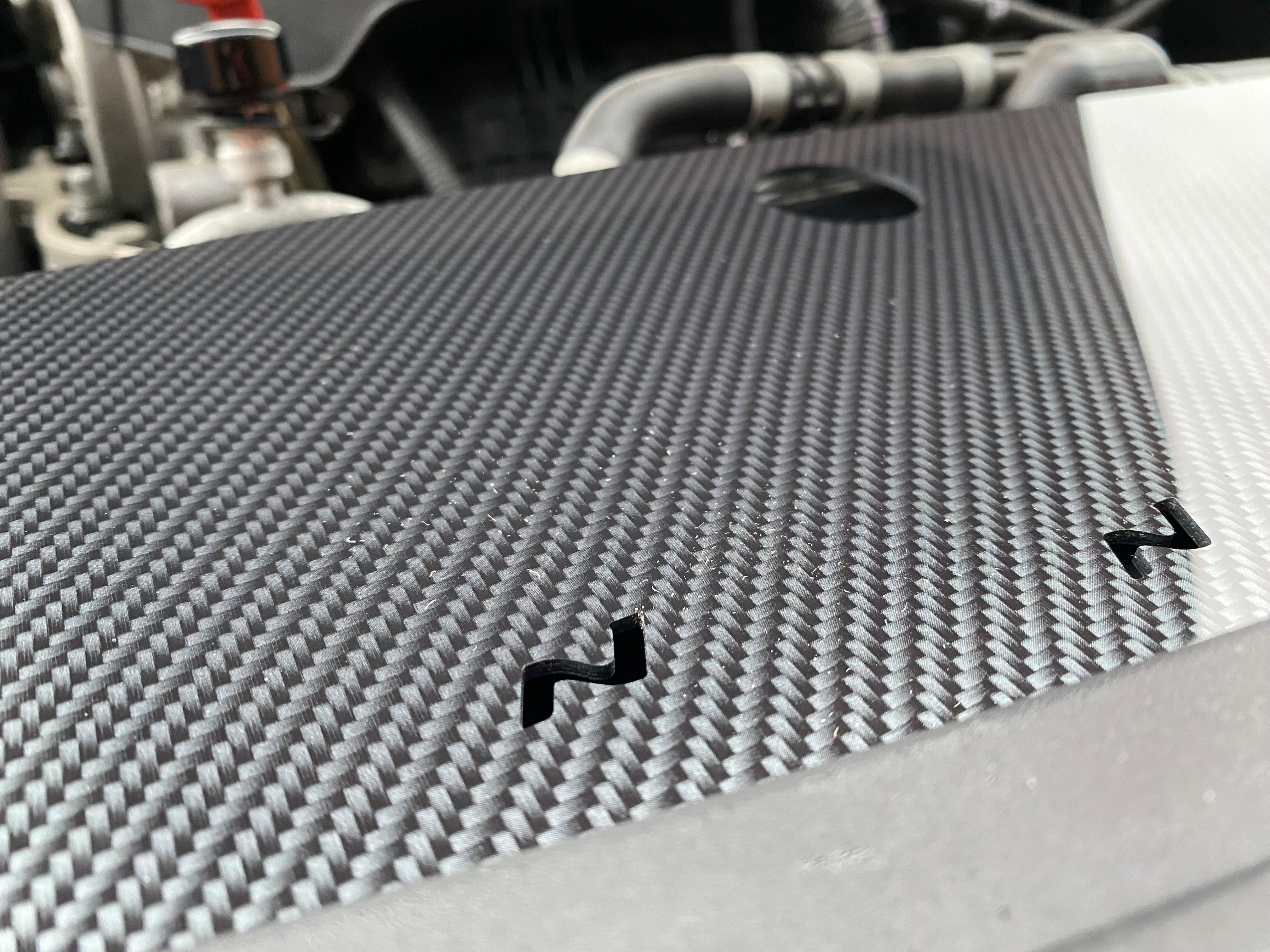 Panneau de protection pour Hyundai i30 (finitions plastiques)