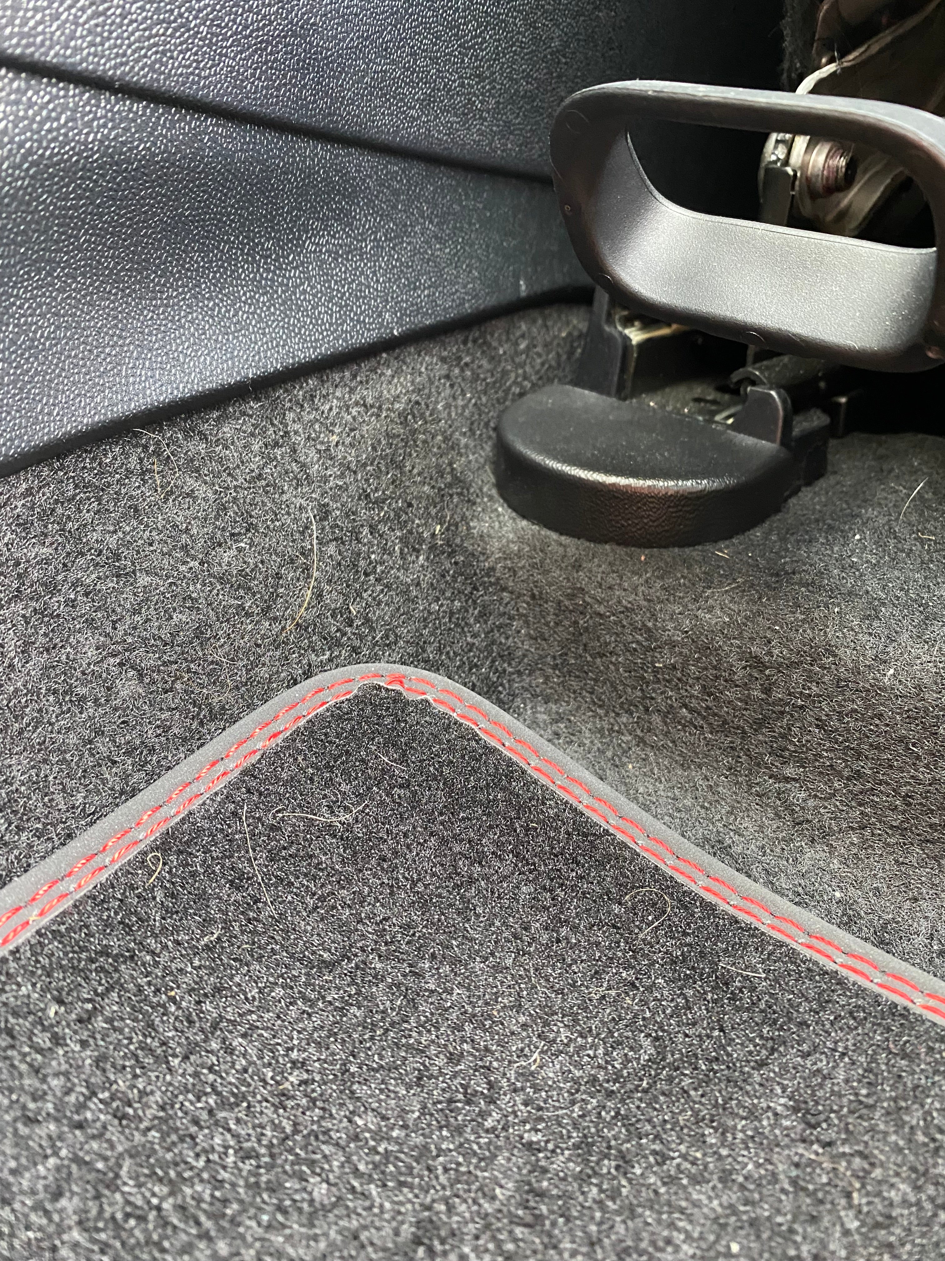 Seat Rail End Covers - Mk8/8.5 Fiesta