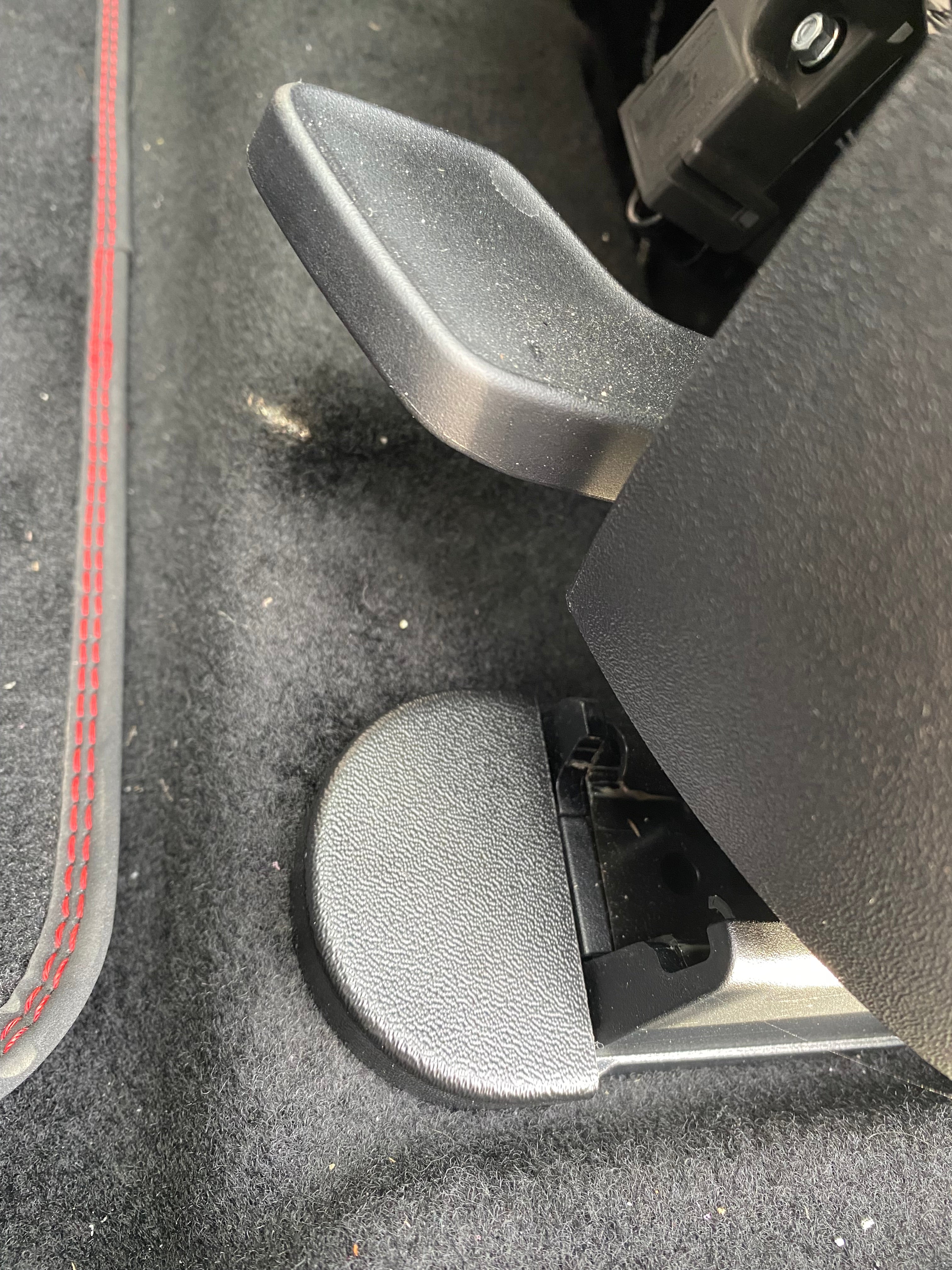 Seat Rail End Covers - Mk8/8.5 Fiesta