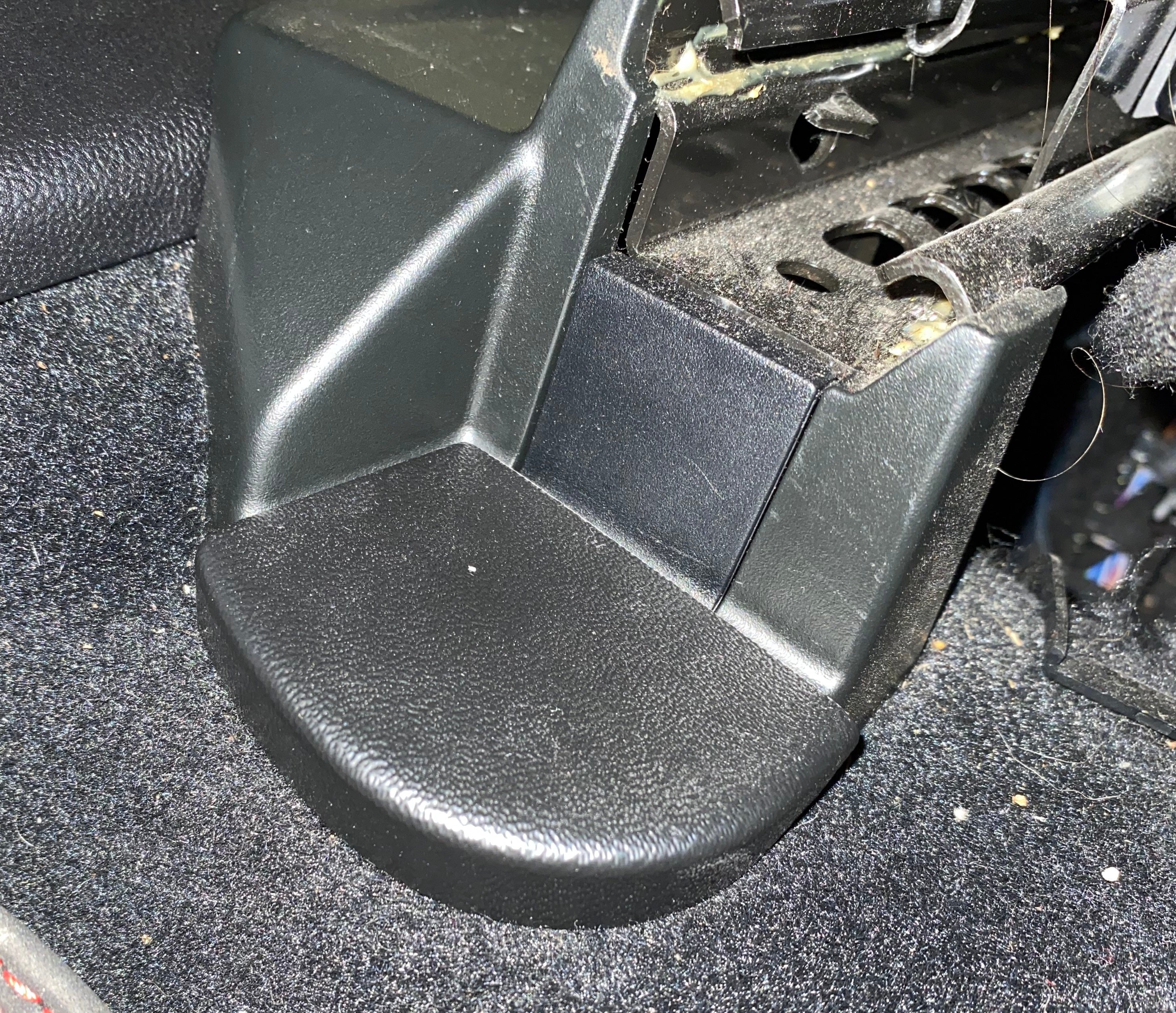 Seat Rail End Covers - Mk2 Puma