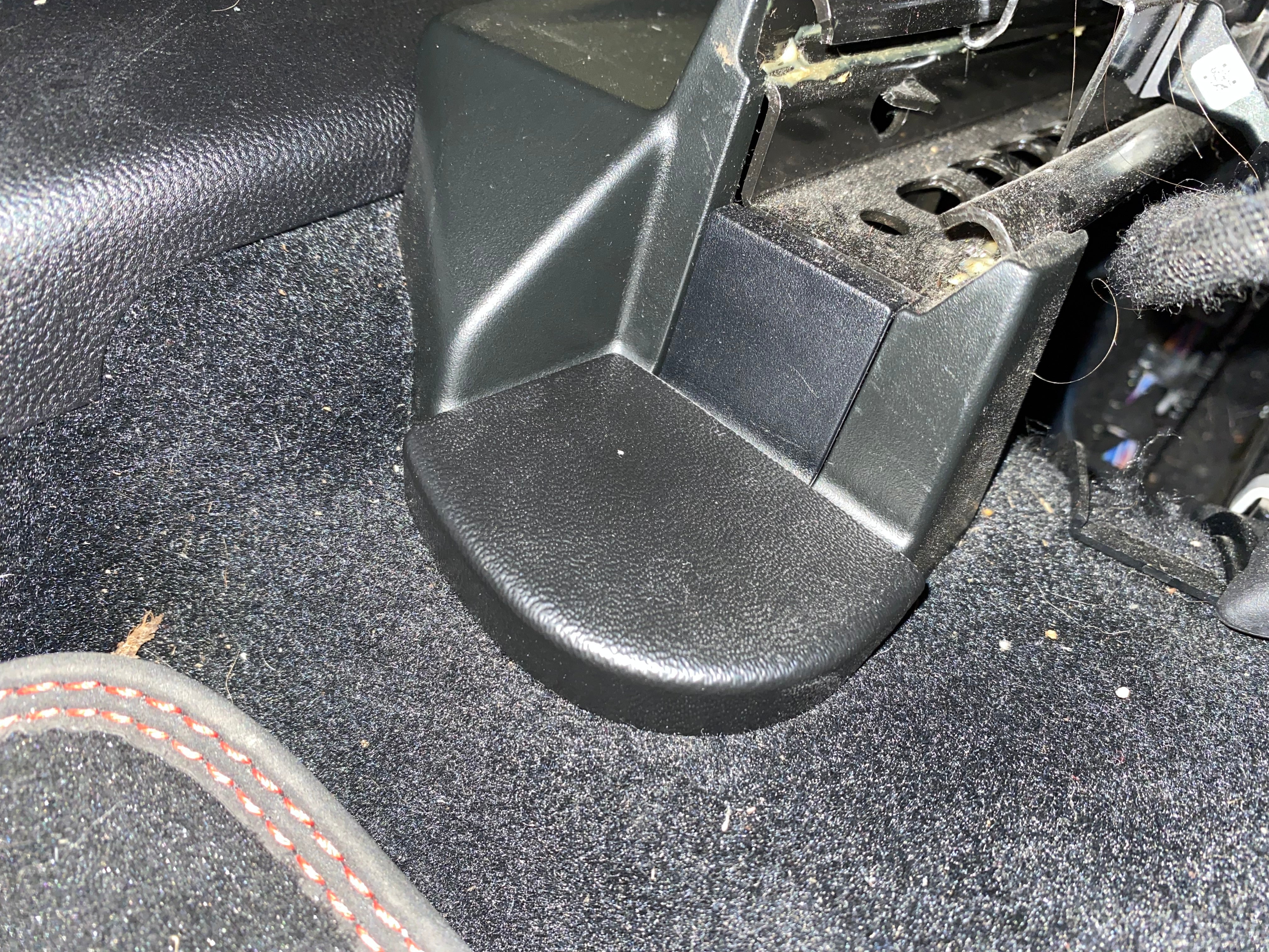 Seat Rail End Covers for Mk2 Puma