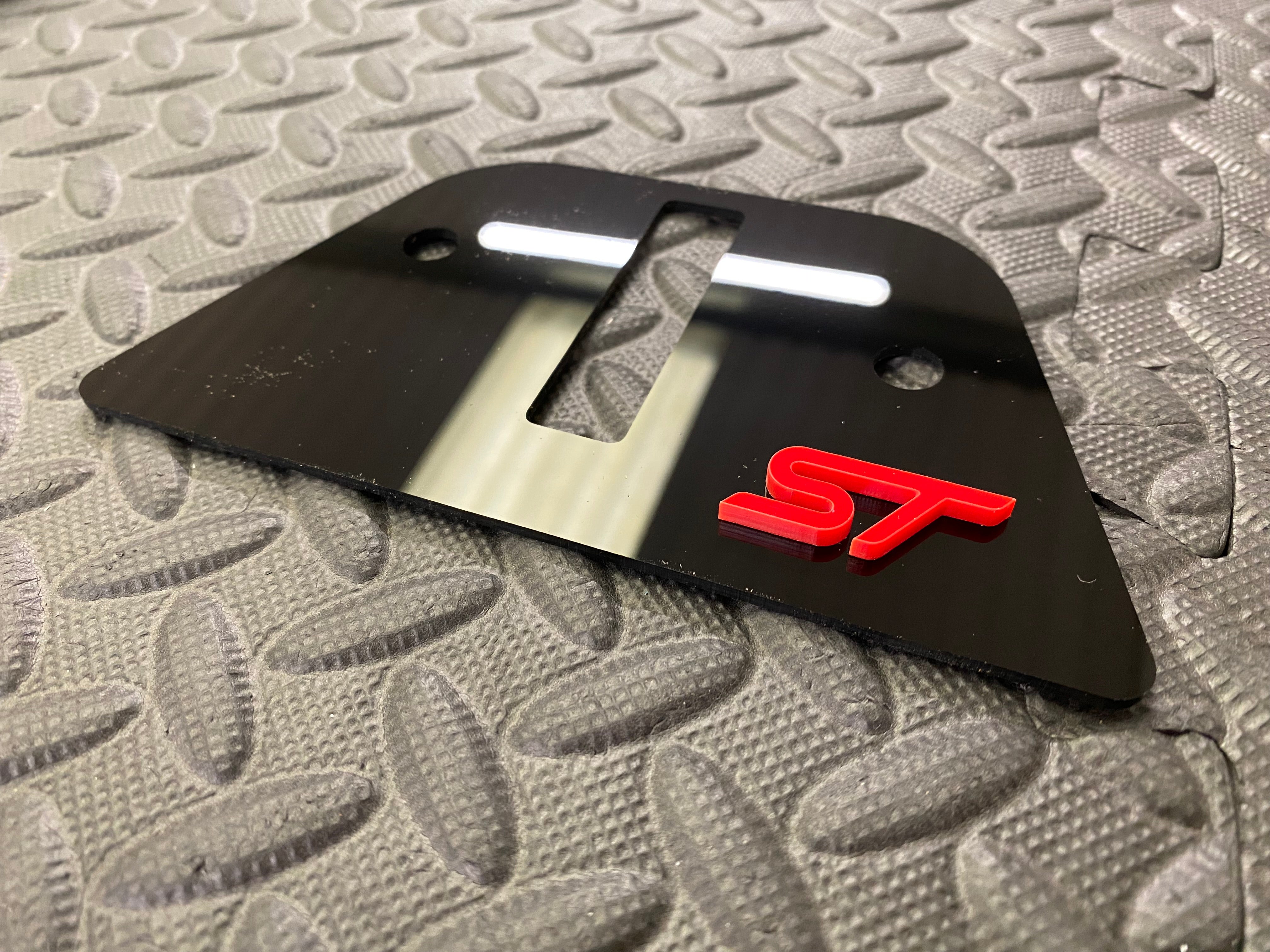 Proform Upper Bonnet Catch Plate - Mk3/3.5 Focus