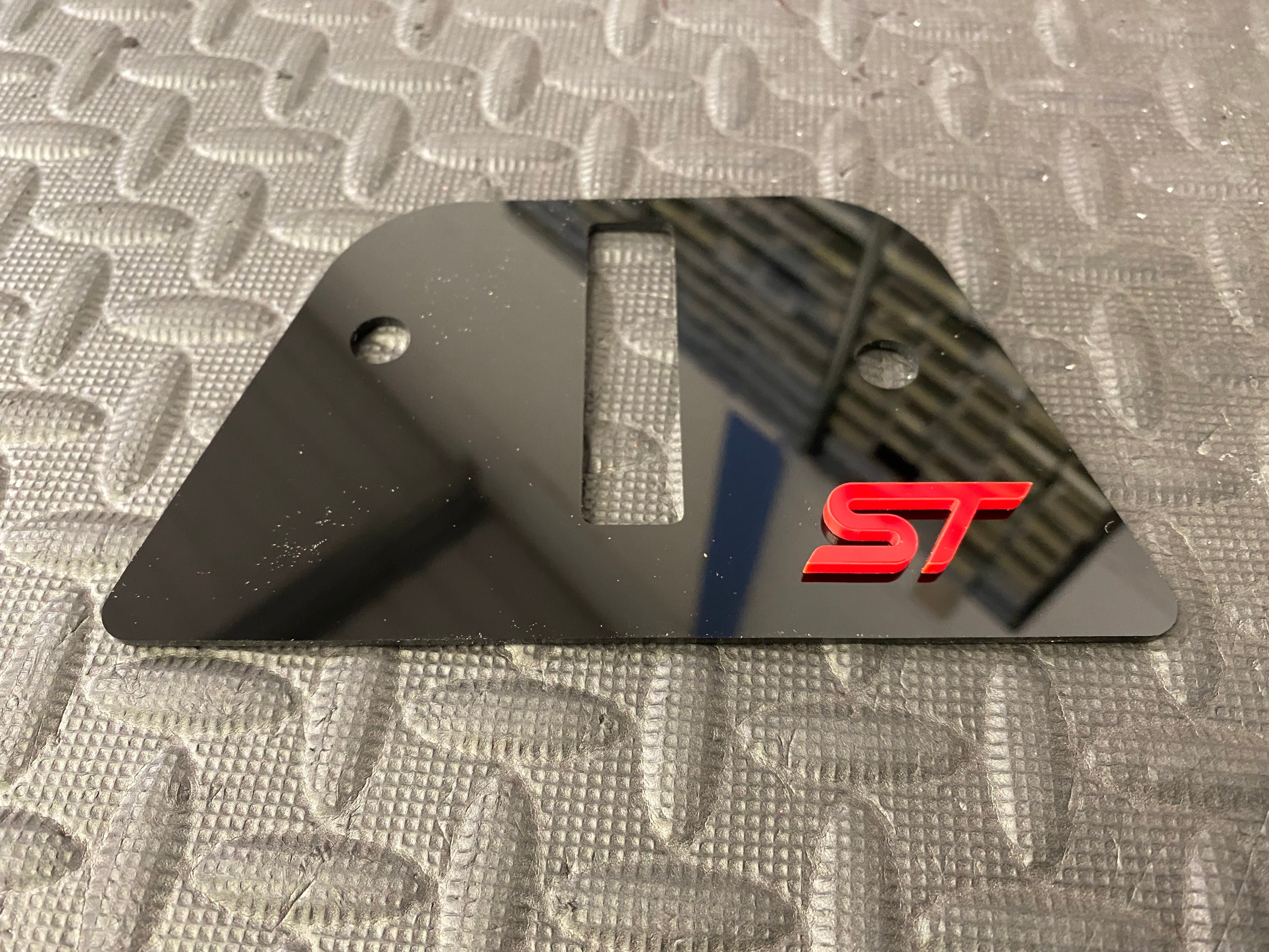 Proform Upper Bonnet Catch Plate - Mk3/3.5 Focus