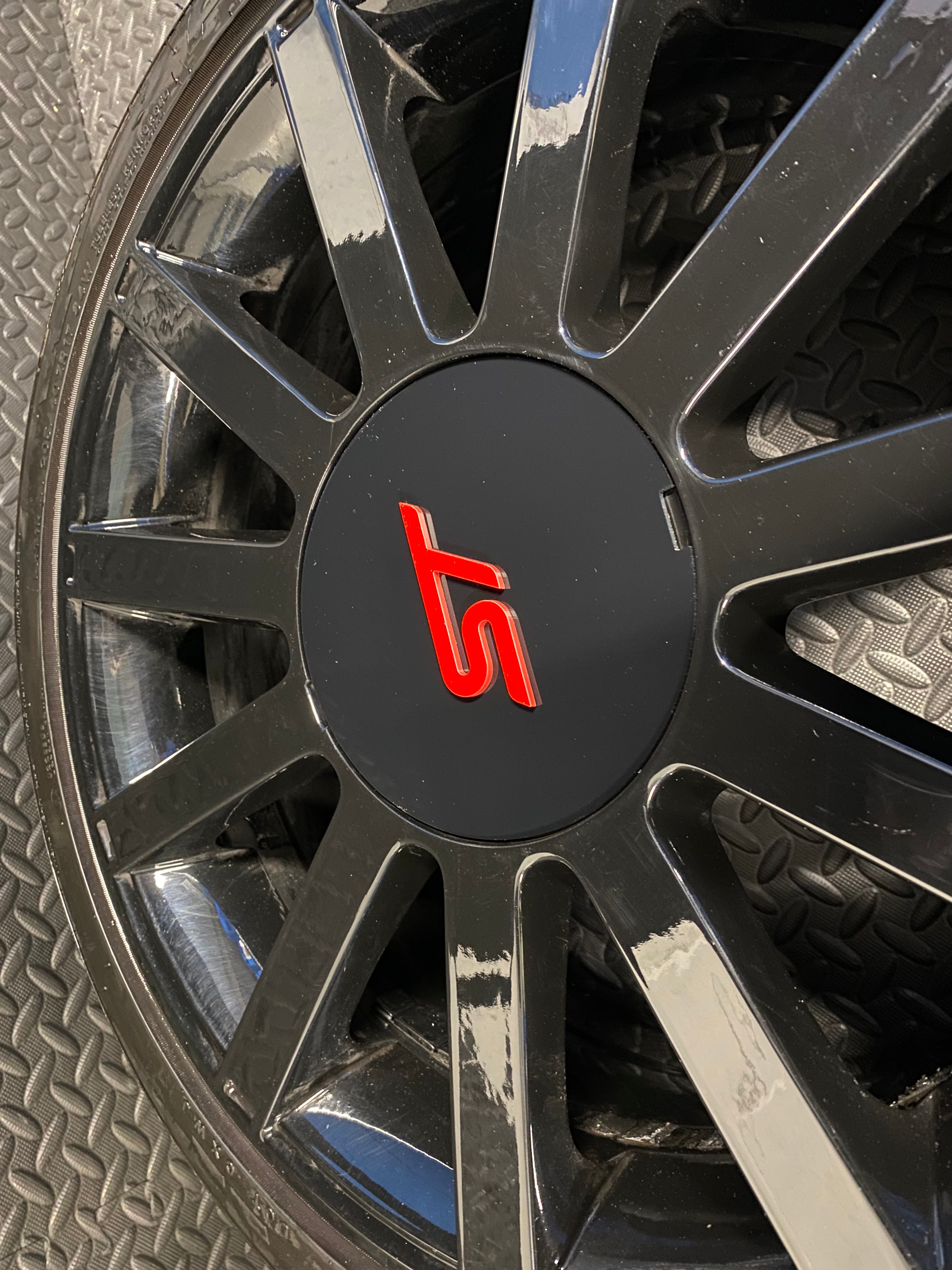 Proform Mk6 Fiesta ST150 Radnabenkappen (4er-Set)