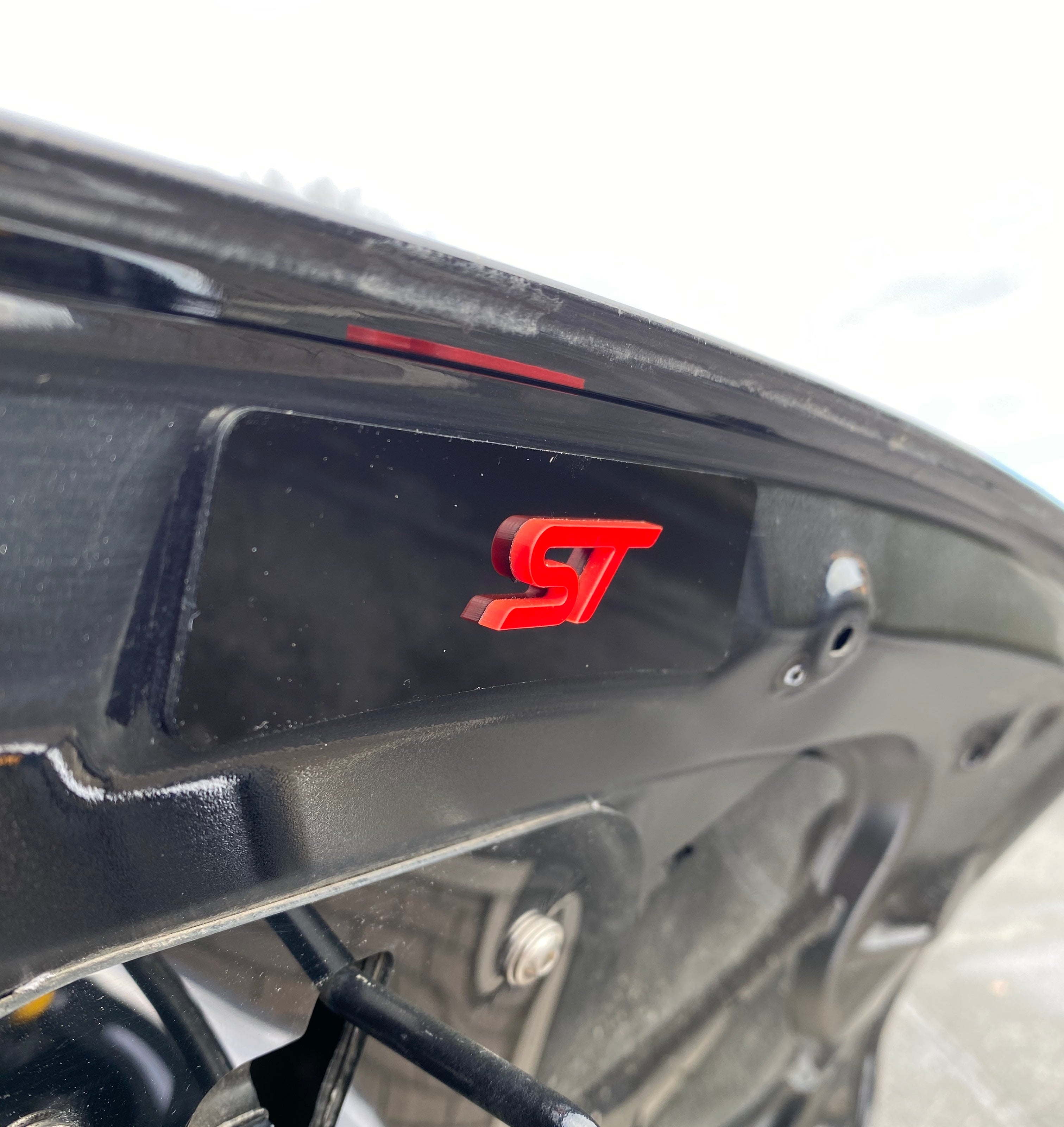 Proform Under Bonnet Finishing Plate - Mk7.5 Fiesta ST180
