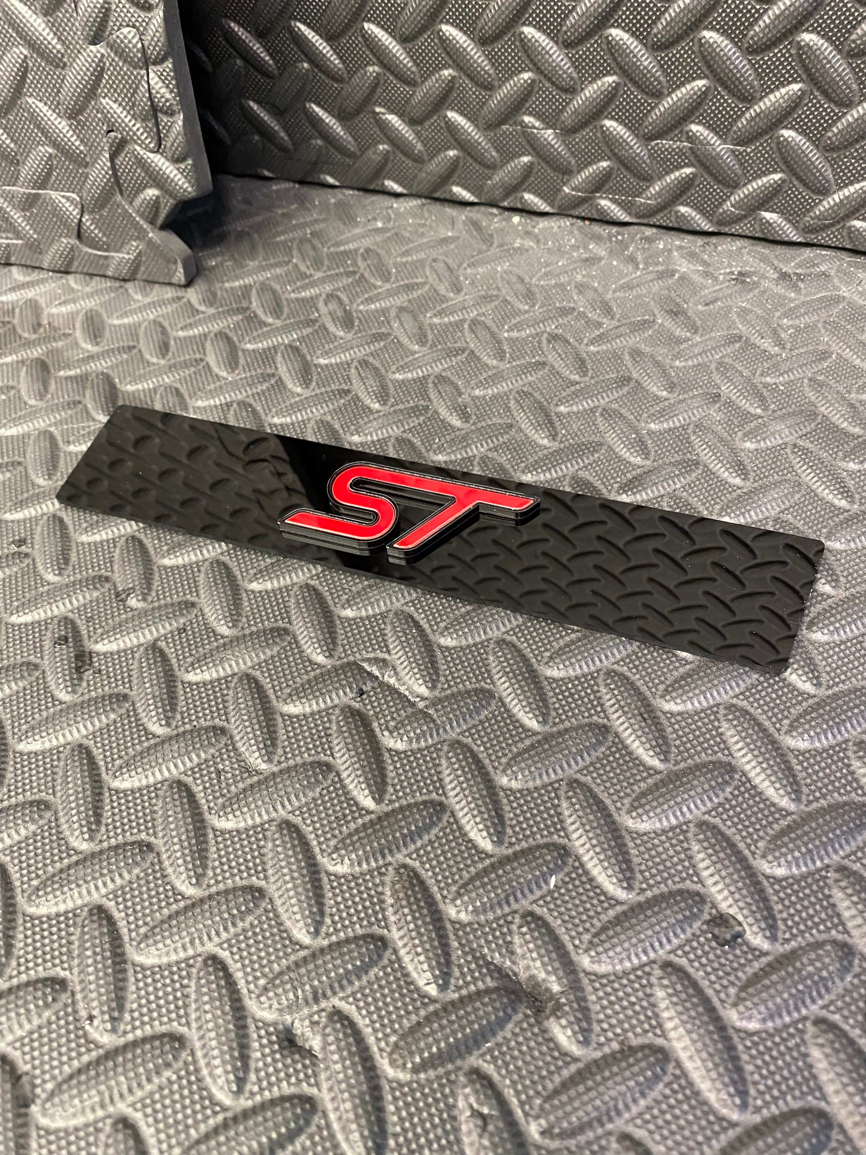 Plaques de protection moteur Proform avec logo 3D - Focus ST Mk3/3.5