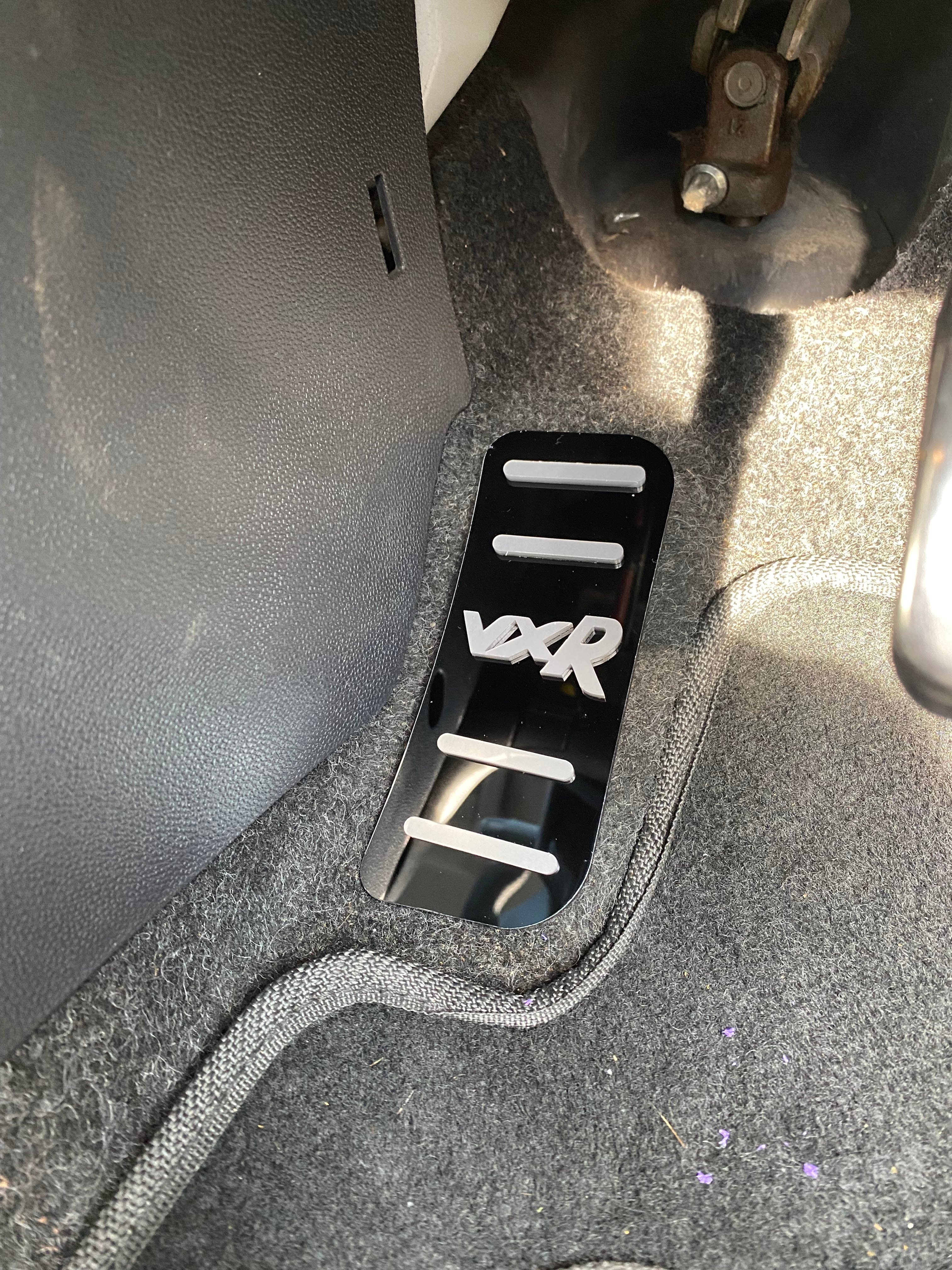 Plaque de repose-pieds/pédale morte - Opel Corsa D VXR (acrylique 4D)