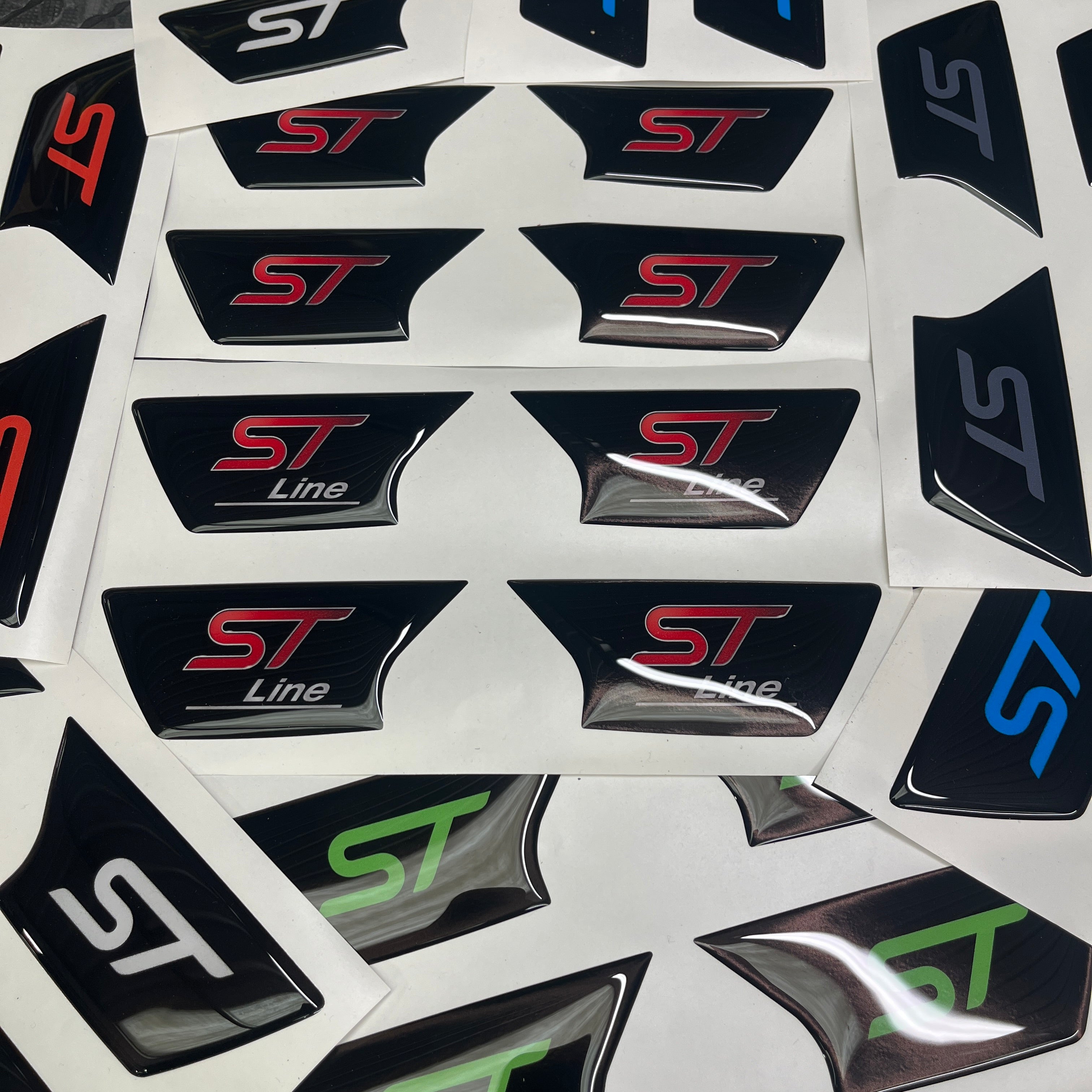Mk4/4.5 Focus Door Pull Gel Badges