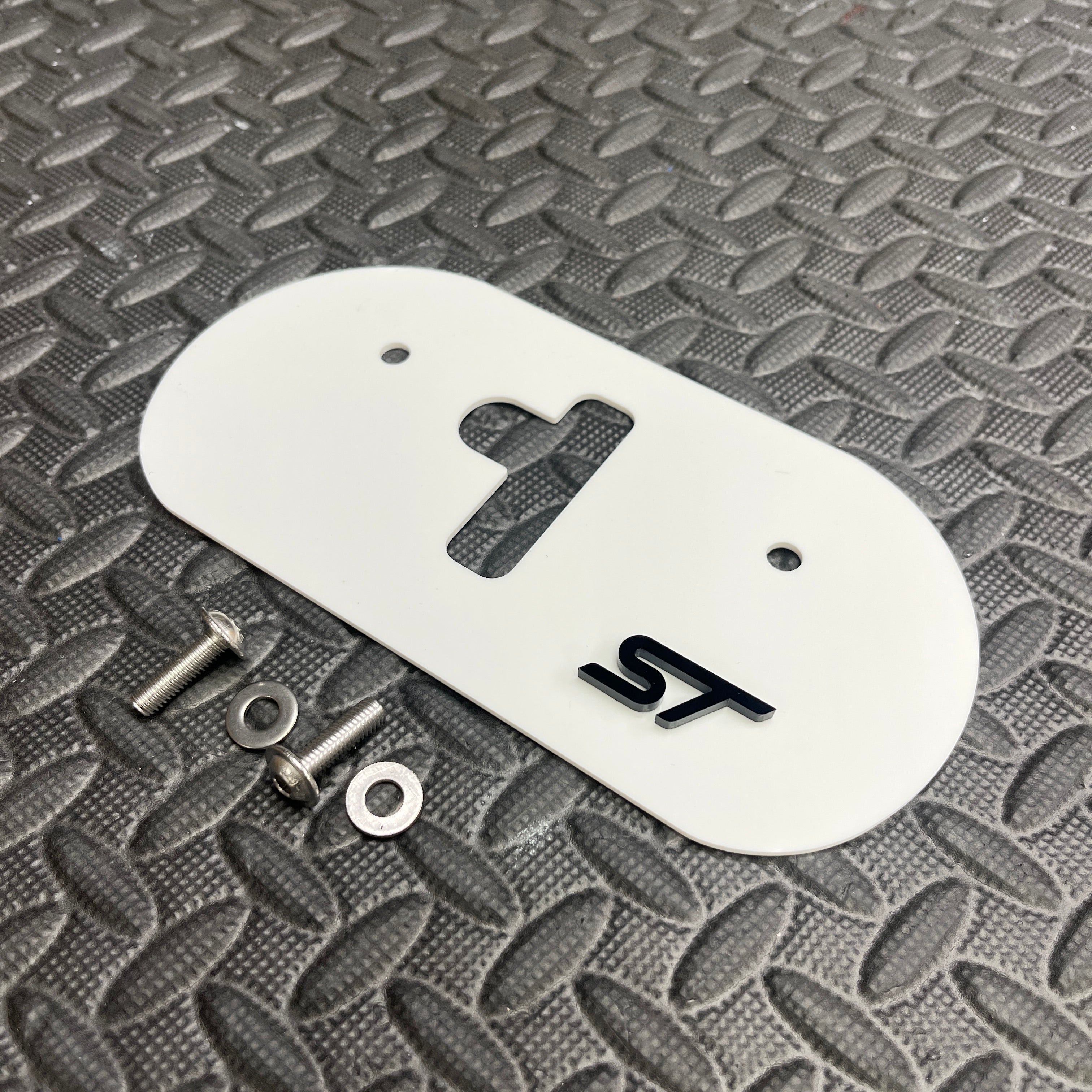 Proform Upper Bonnet Catch Plate - Mk7.5 Fiesta