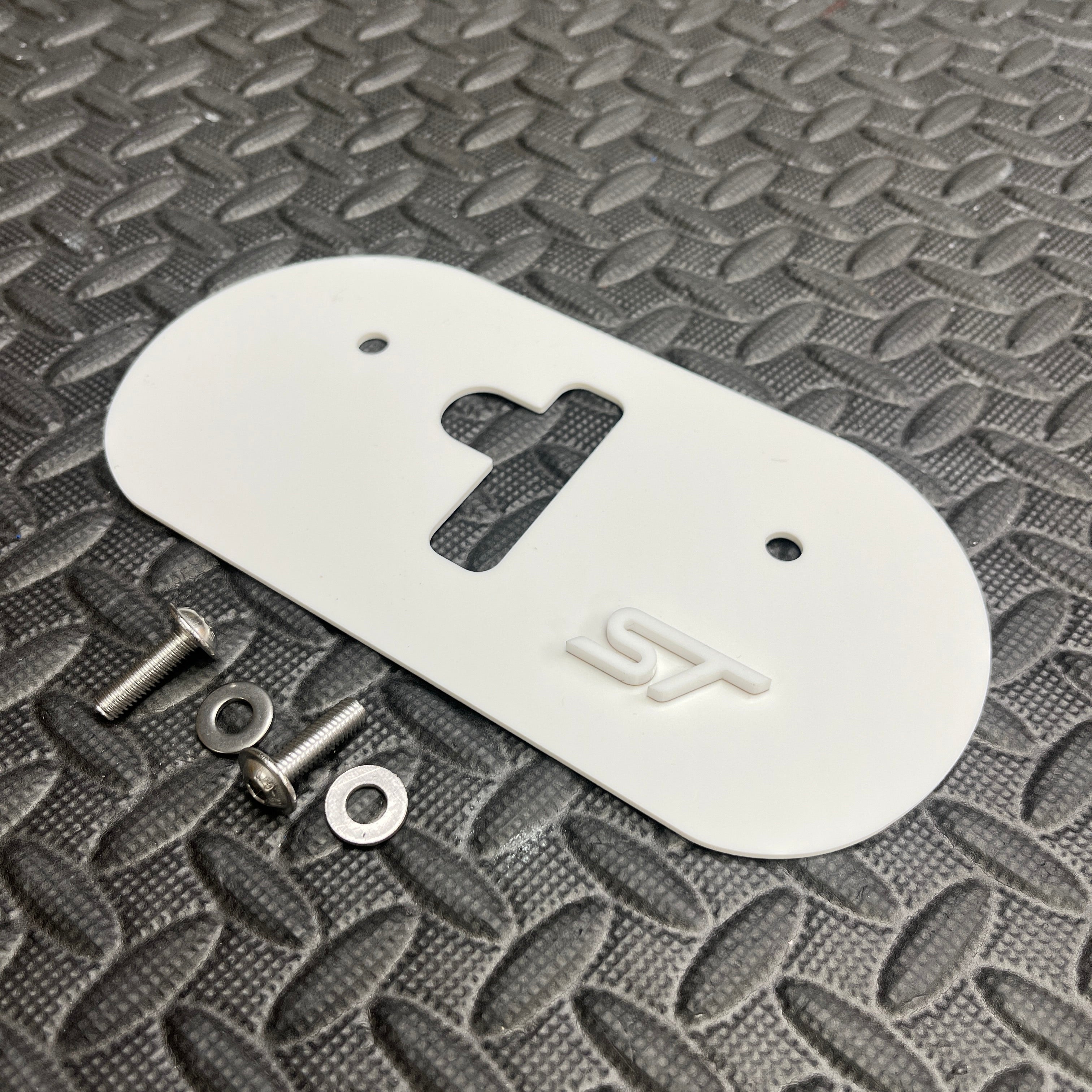 Proform Upper Bonnet Catch Plate - Mk7.5 Fiesta