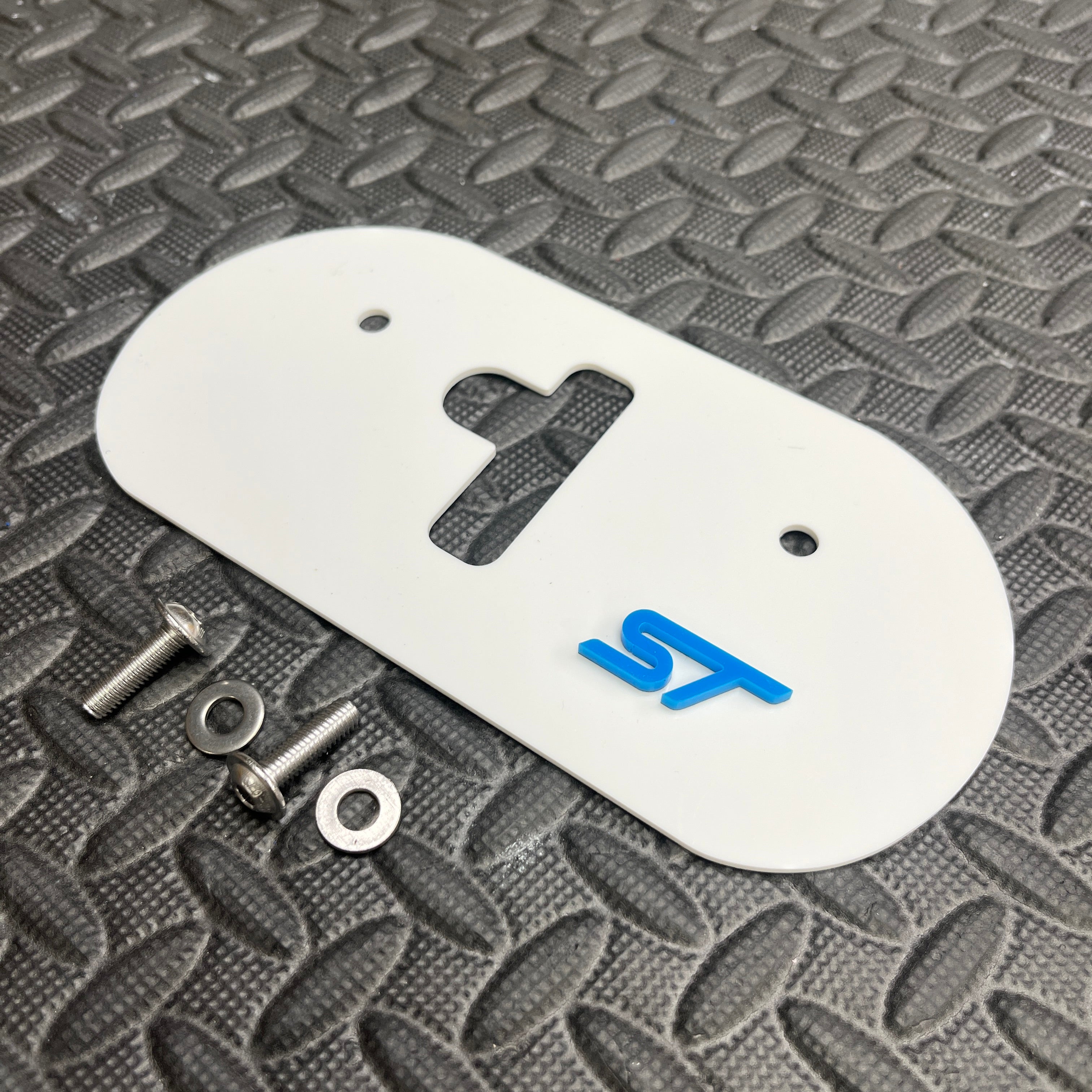 Proform Upper Bonnet Catch Plate - Mk7.5 Fiesta