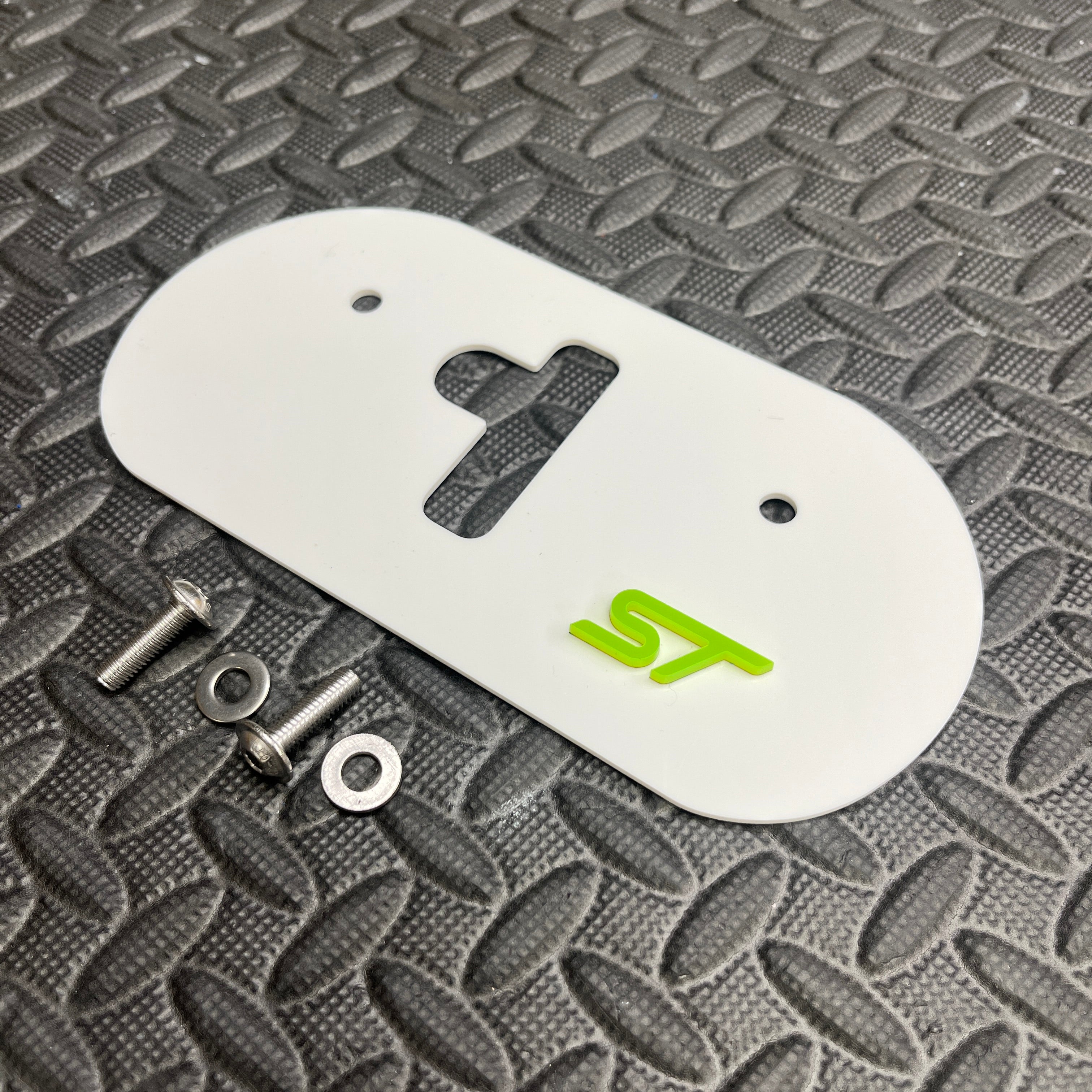 Proform Upper Bonnet Catch Plate - Mk7.5 Fiesta