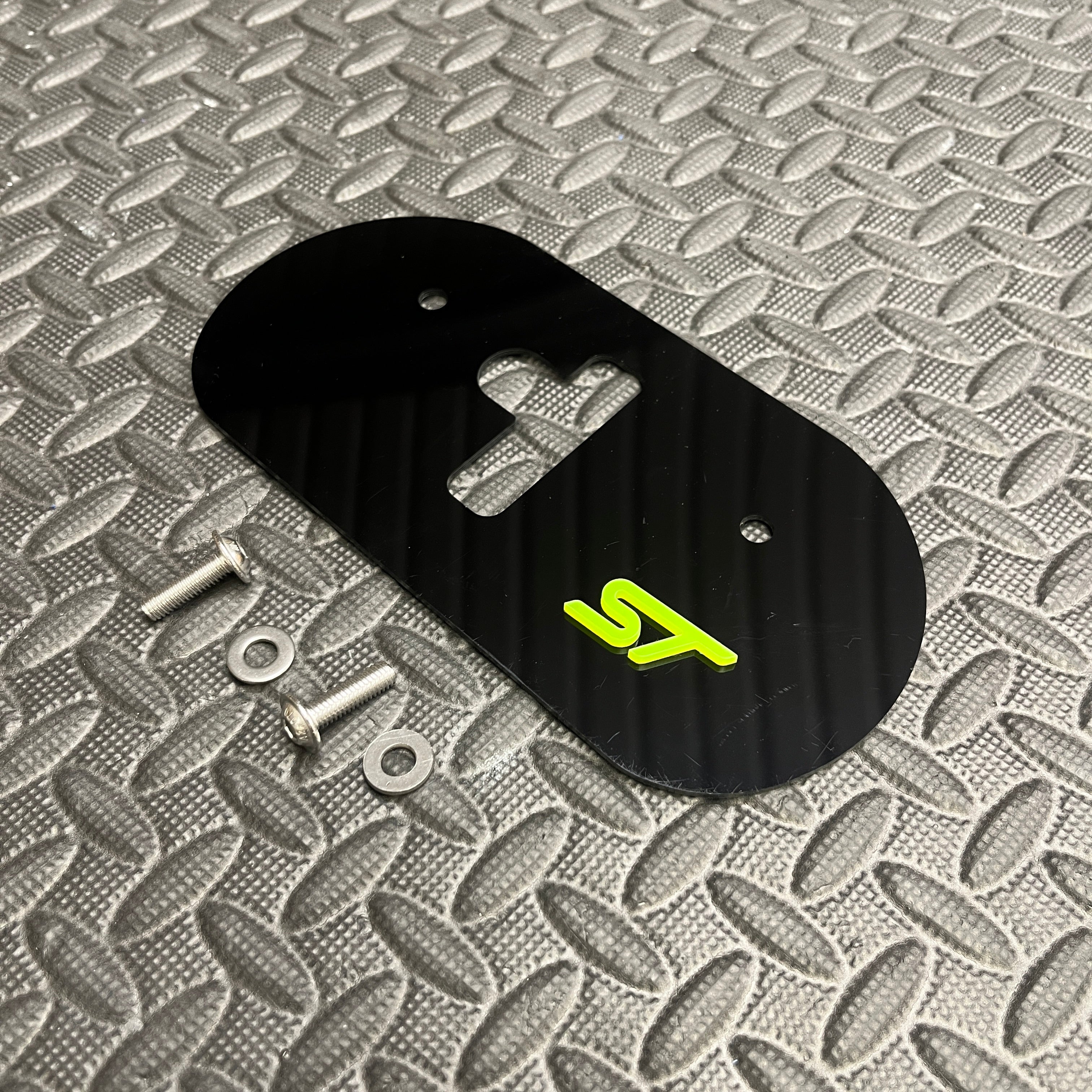 Proform Upper Bonnet Catch Plate - Mk7.5 Fiesta