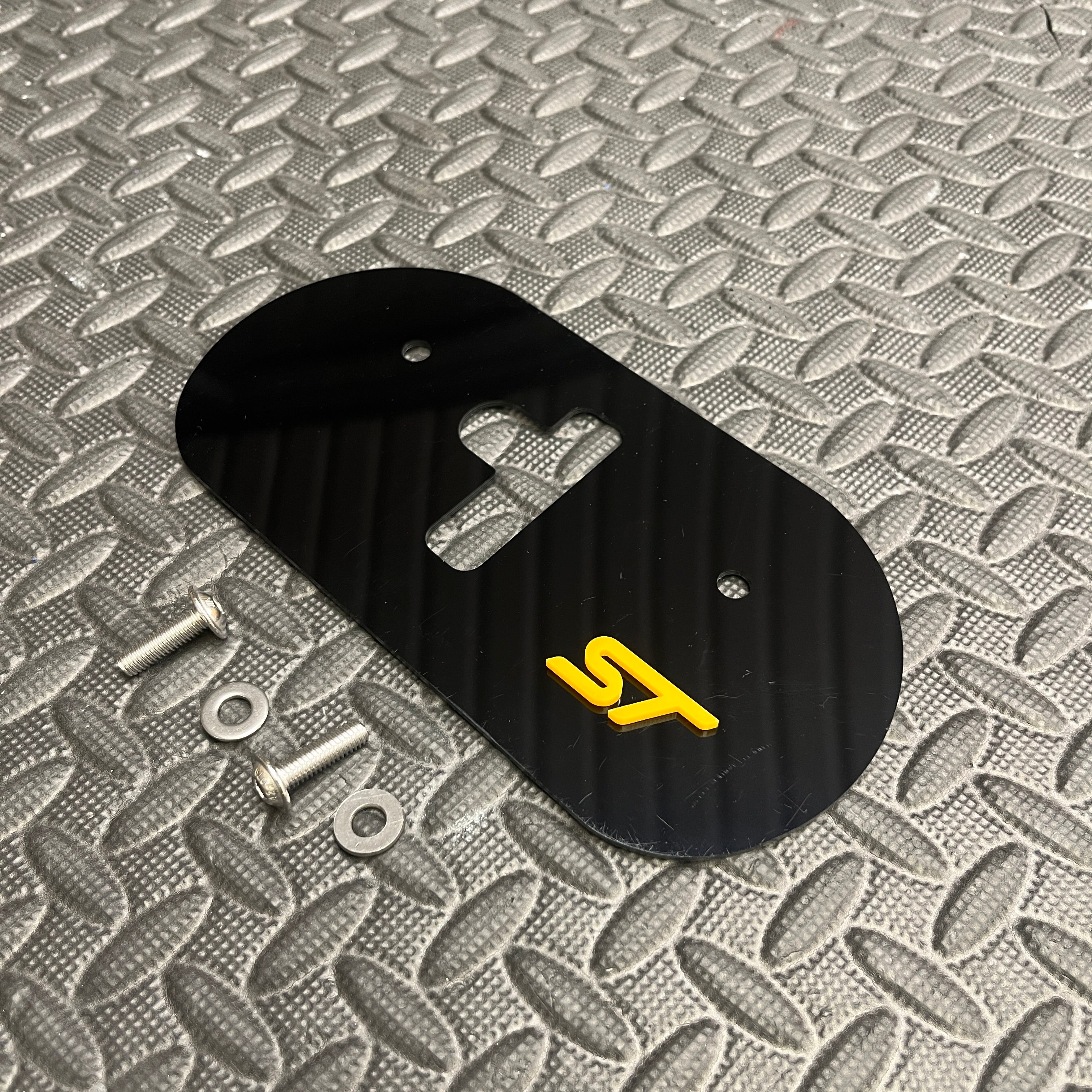 Proform Upper Bonnet Catch Plate - Mk7.5 Fiesta