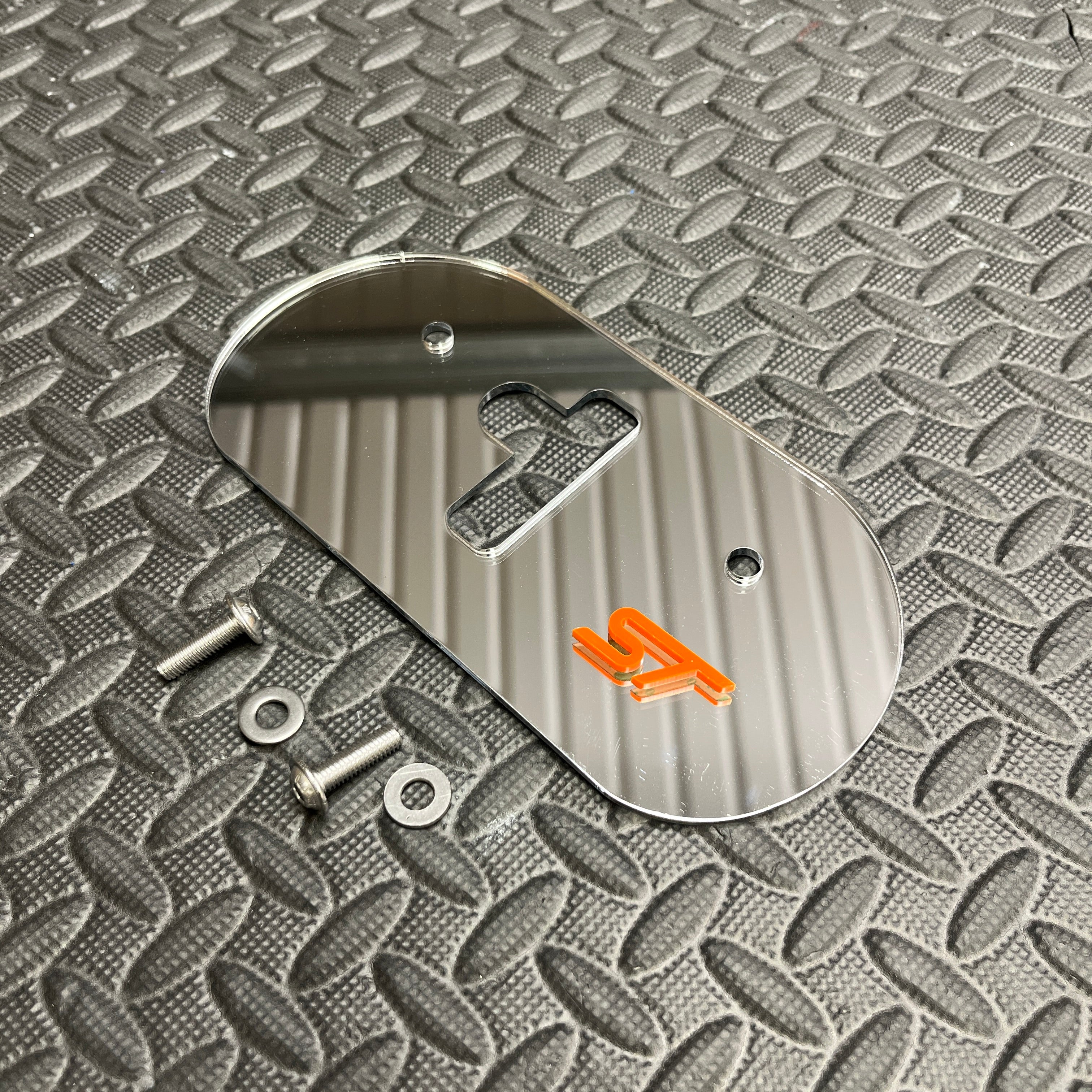 Proform Upper Bonnet Catch Plate - Mk7.5 Fiesta